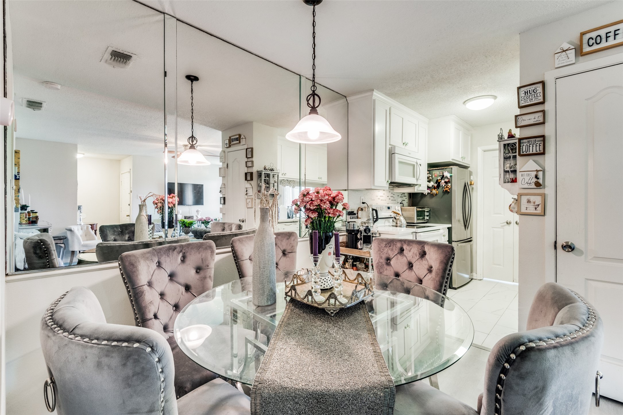 5981 Arapaho Road 1207