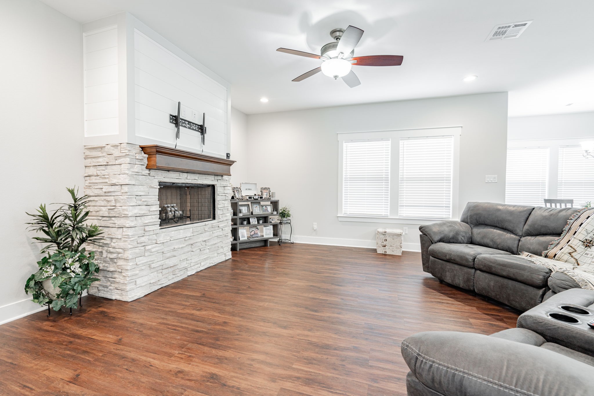 4477 County Road 4506