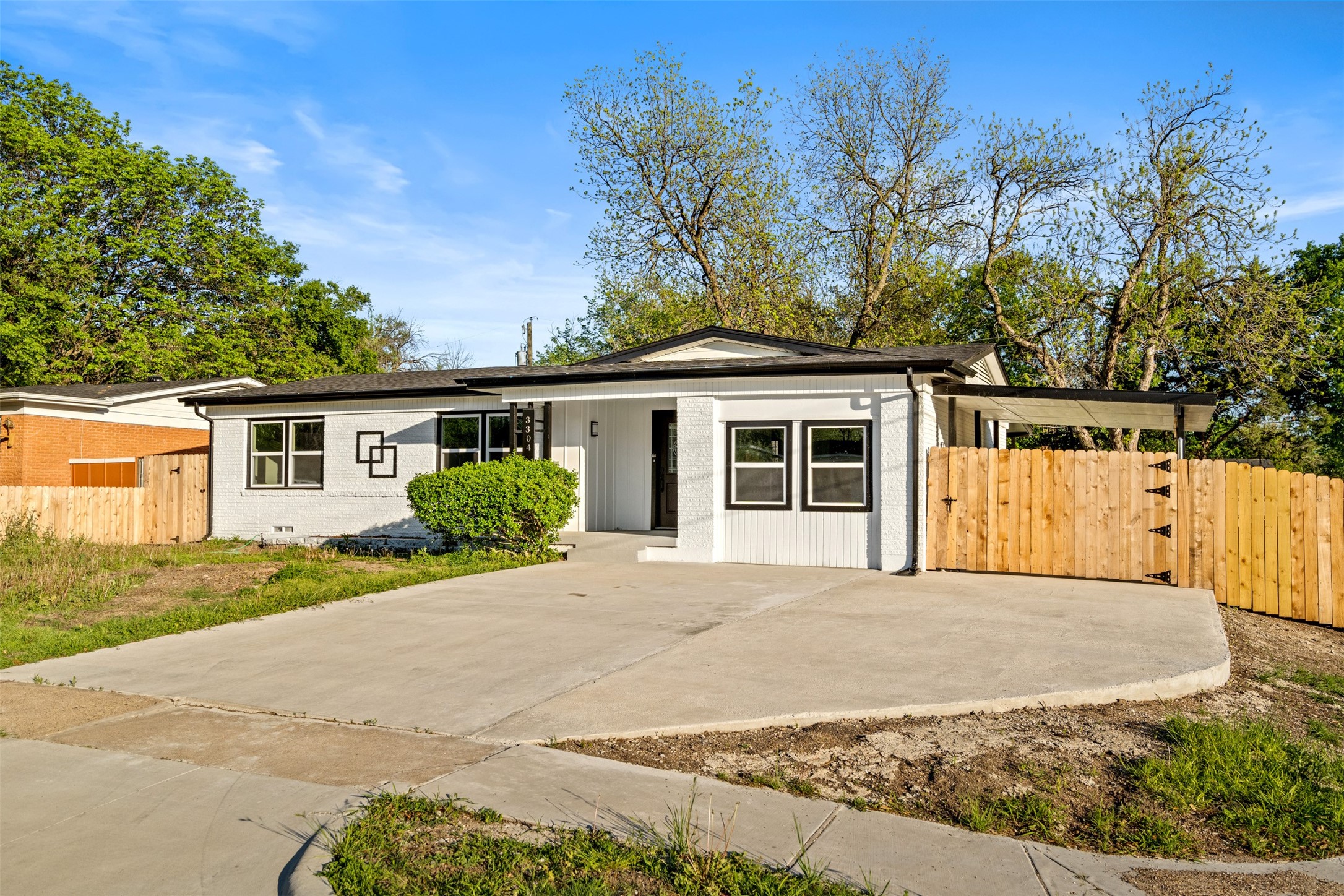 3304 Mayhew Drive