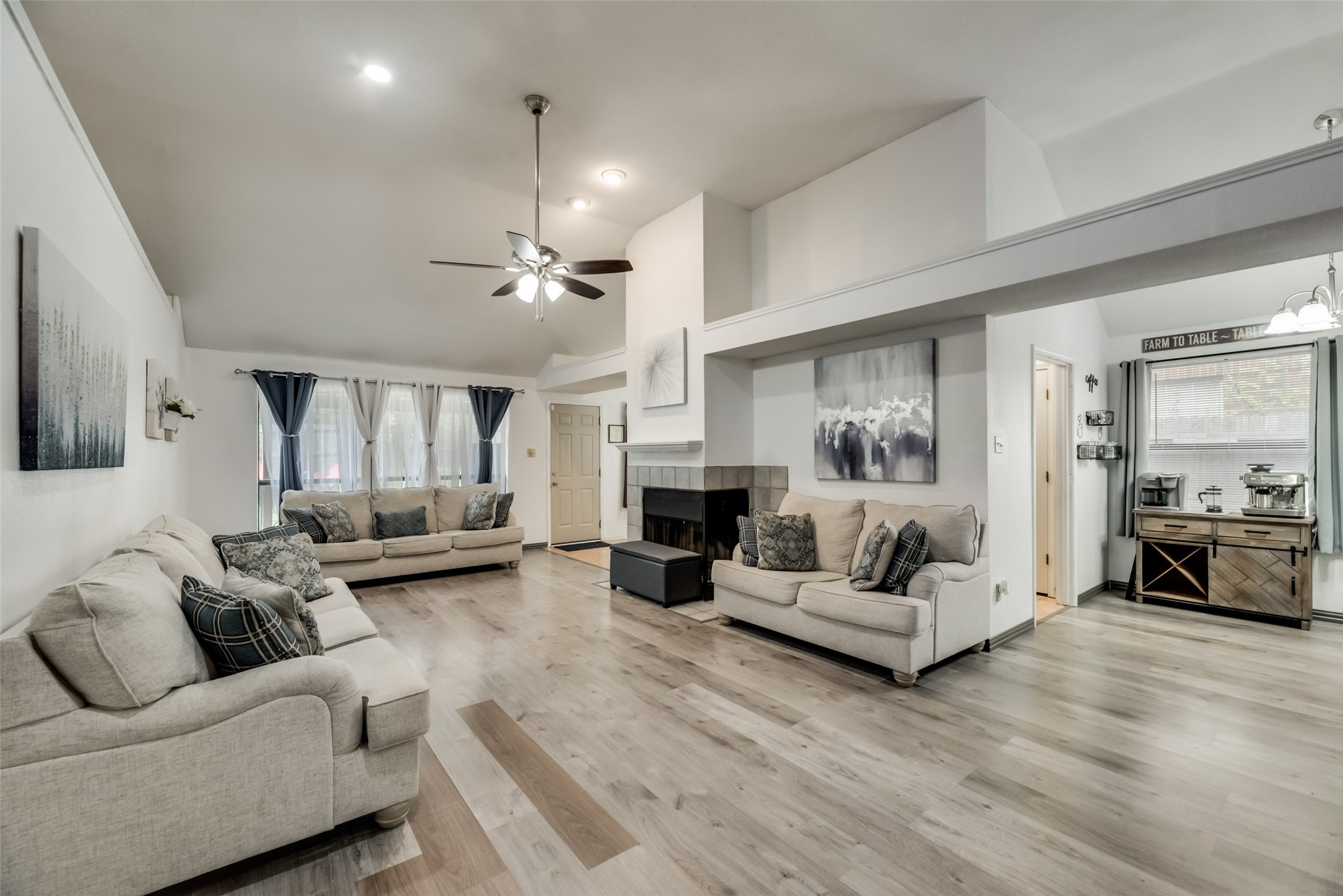 6936 Cedar Knoll Drive