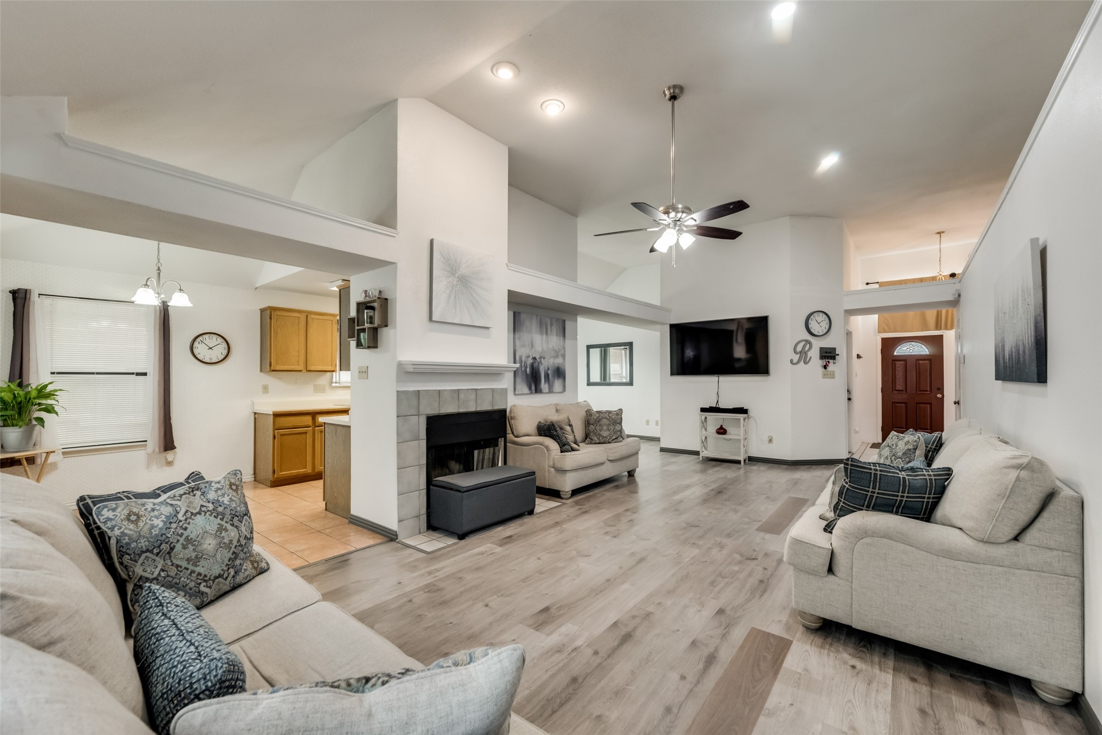 6936 Cedar Knoll Drive