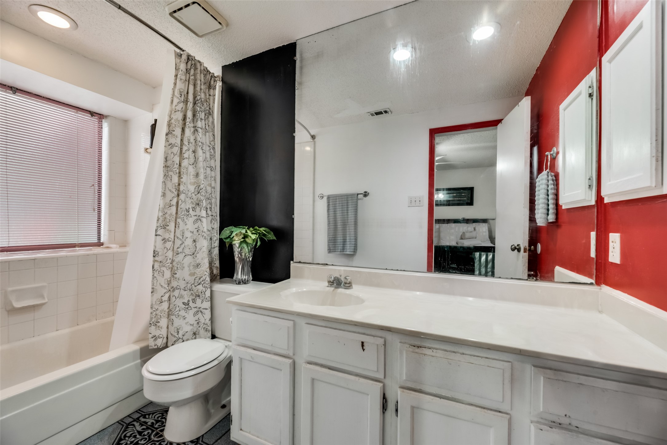 6936 Cedar Knoll Drive
