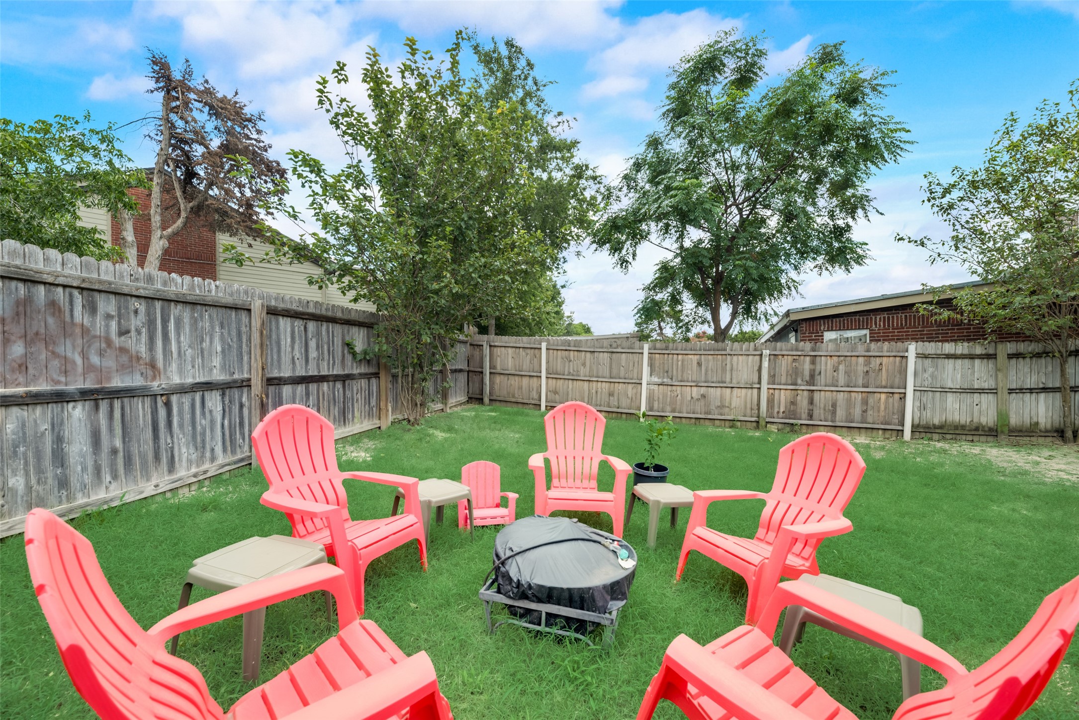 6936 Cedar Knoll Drive
