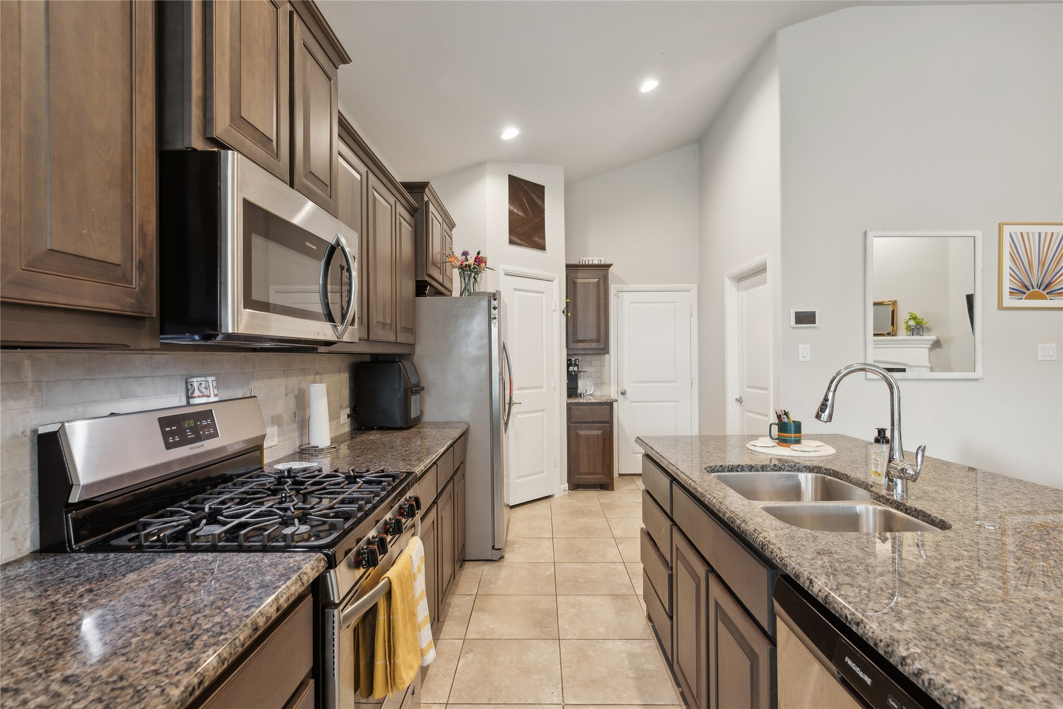 545 Dunster Lane
