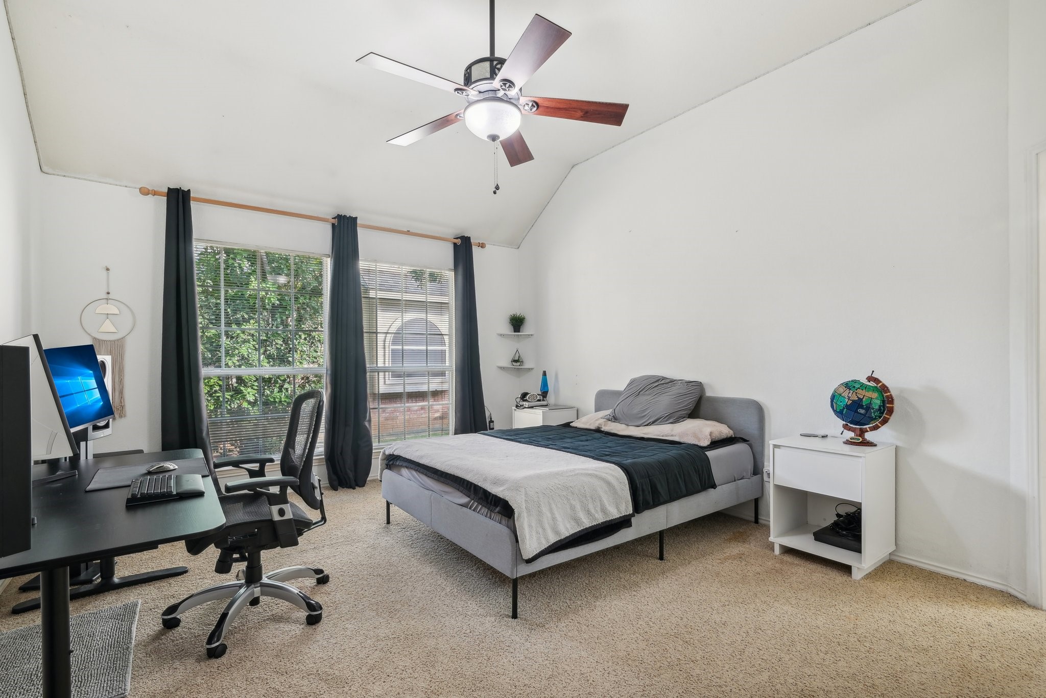 708 Summit Ridge