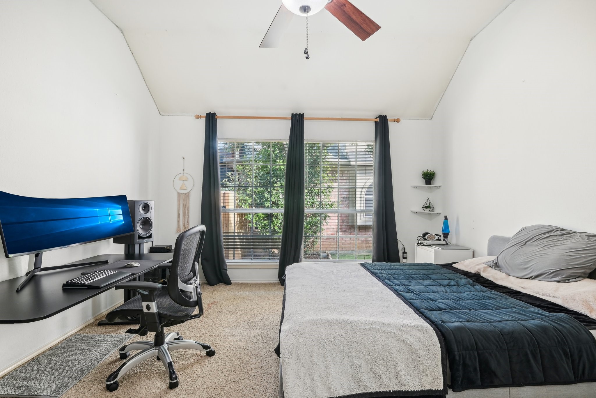 708 Summit Ridge