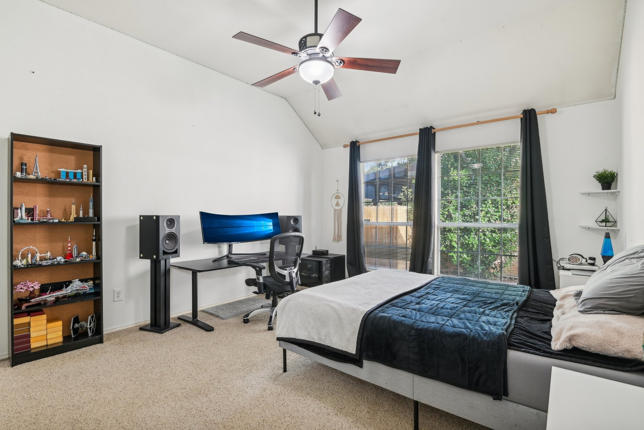 708 Summit Ridge
