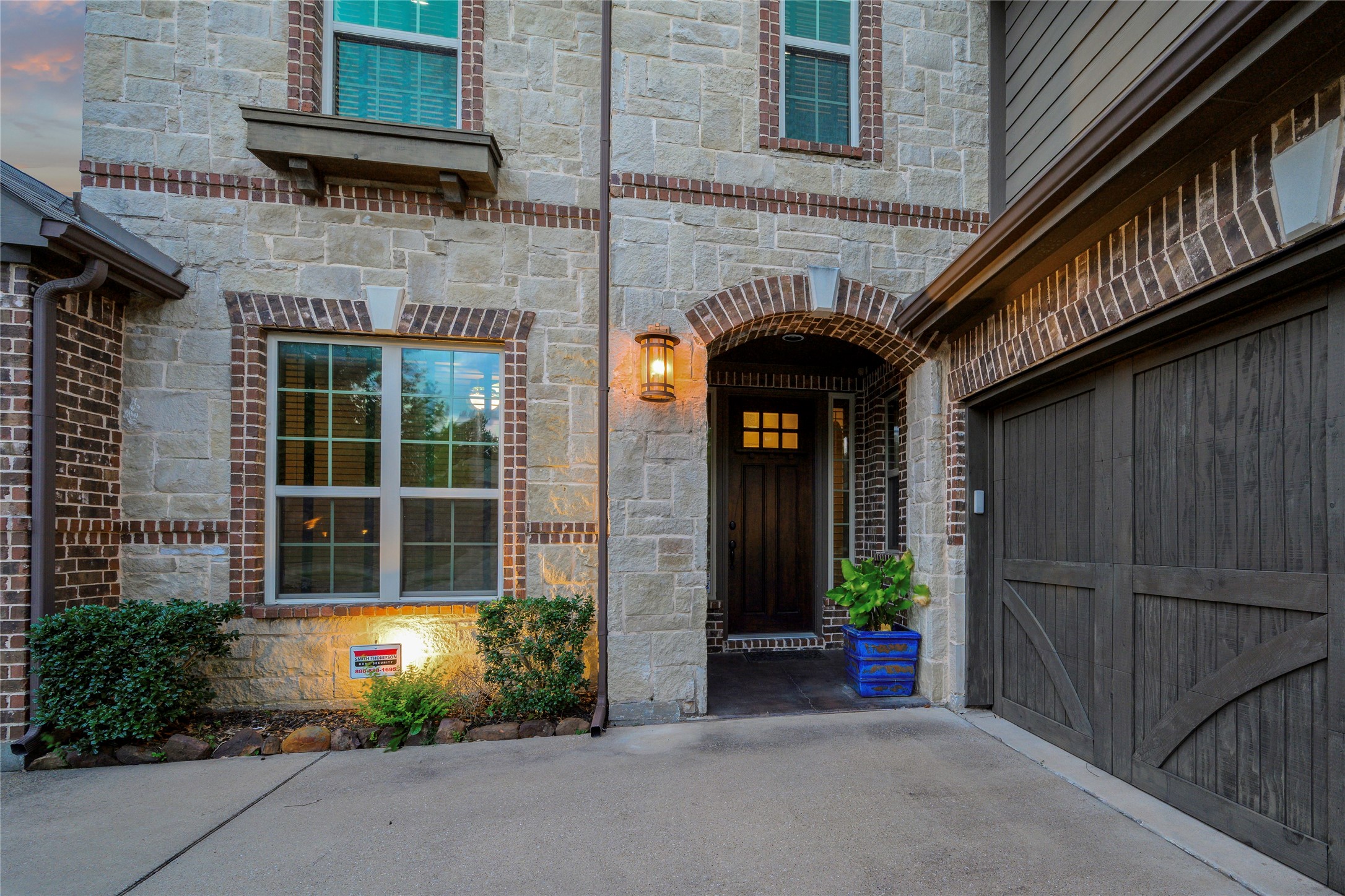 6417 Tuckers Place