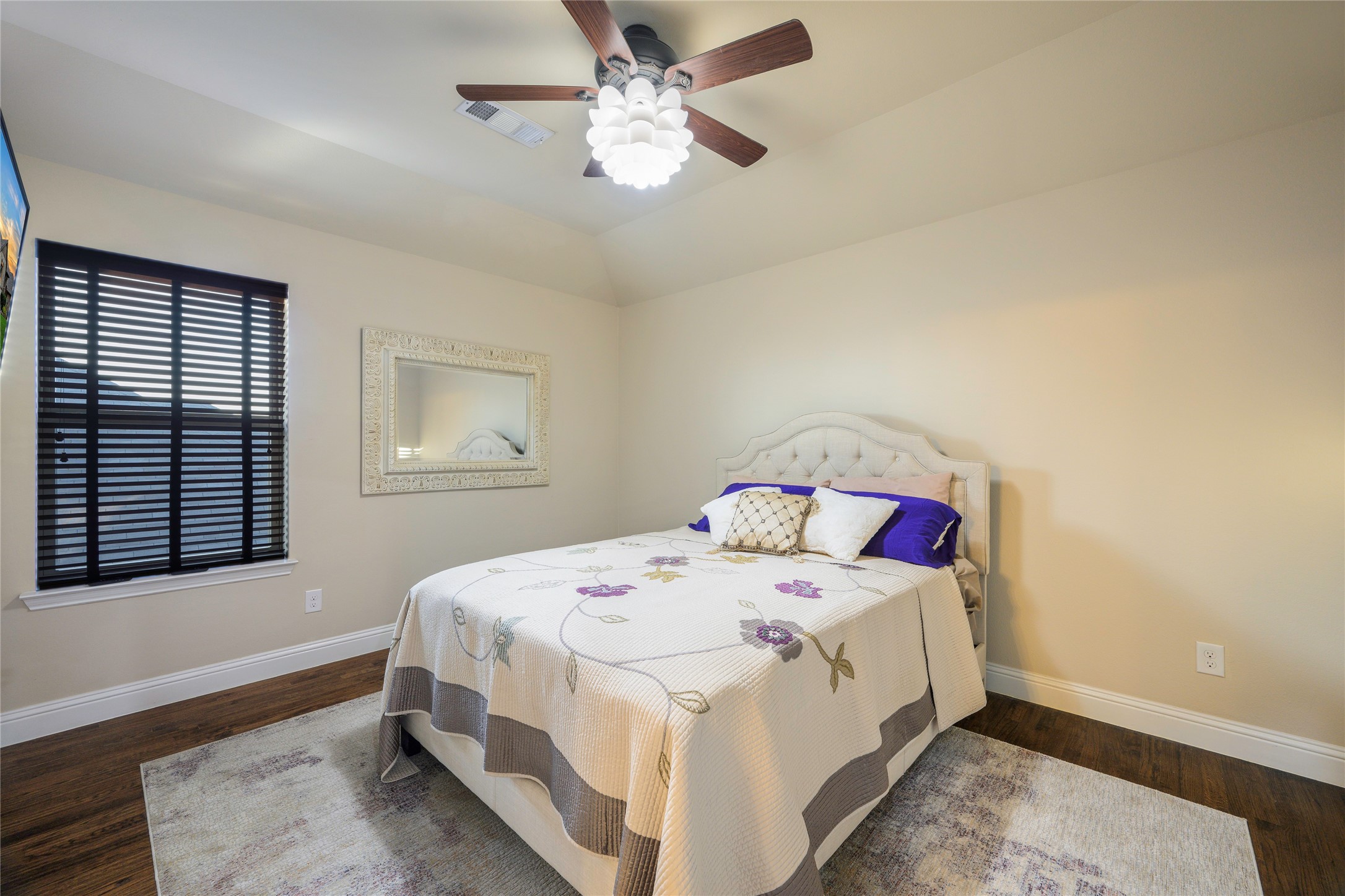 6417 Tuckers Place