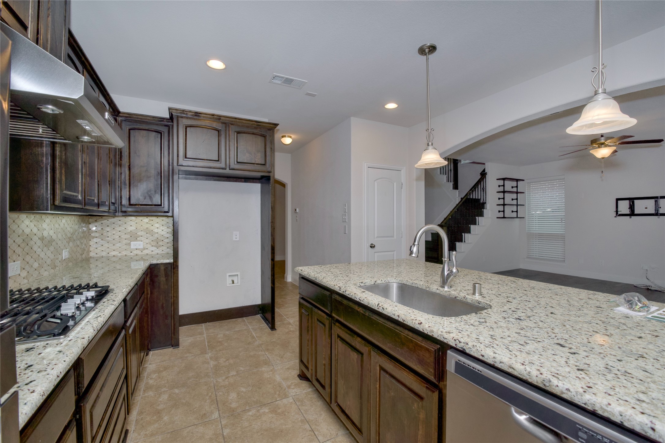 420 Wiltshire Boulevard