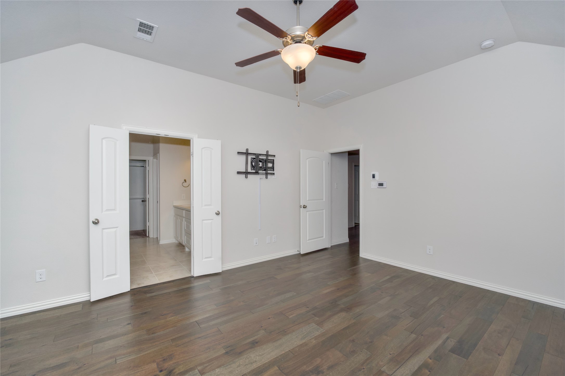 420 Wiltshire Boulevard