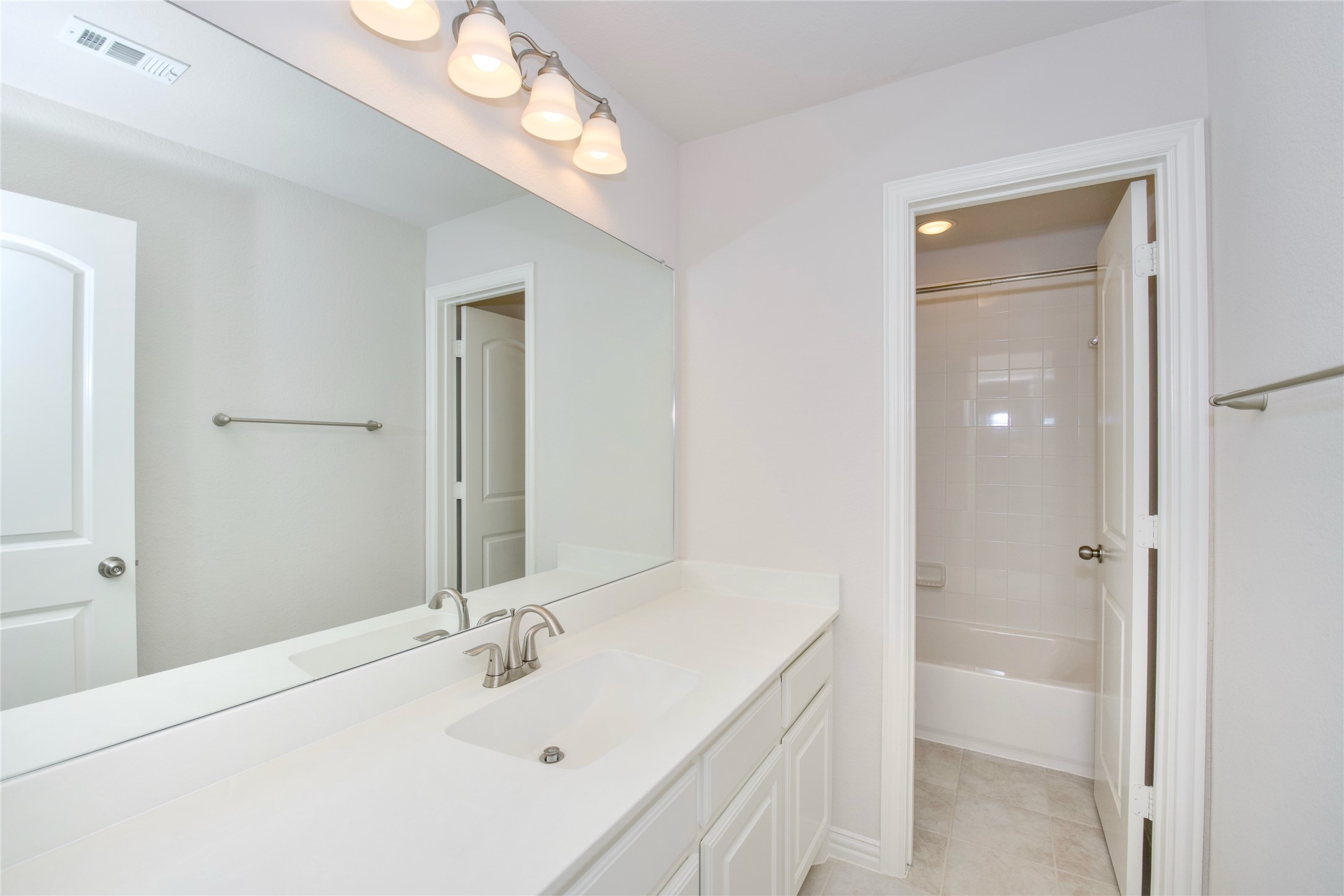 420 Wiltshire Boulevard