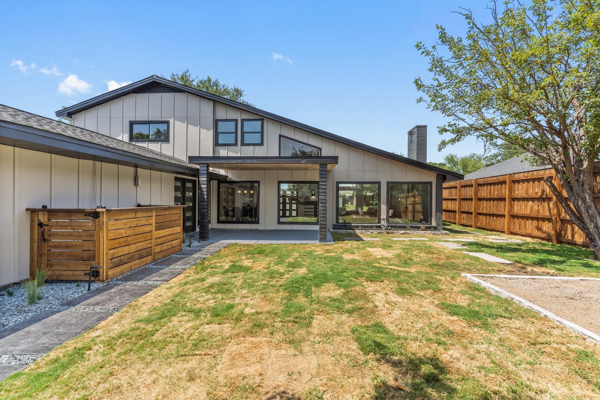 3046 Kinkaid Drive