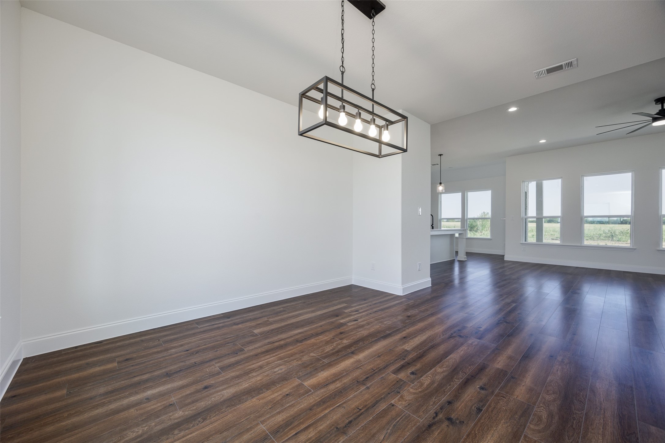 6384 County Road 3208