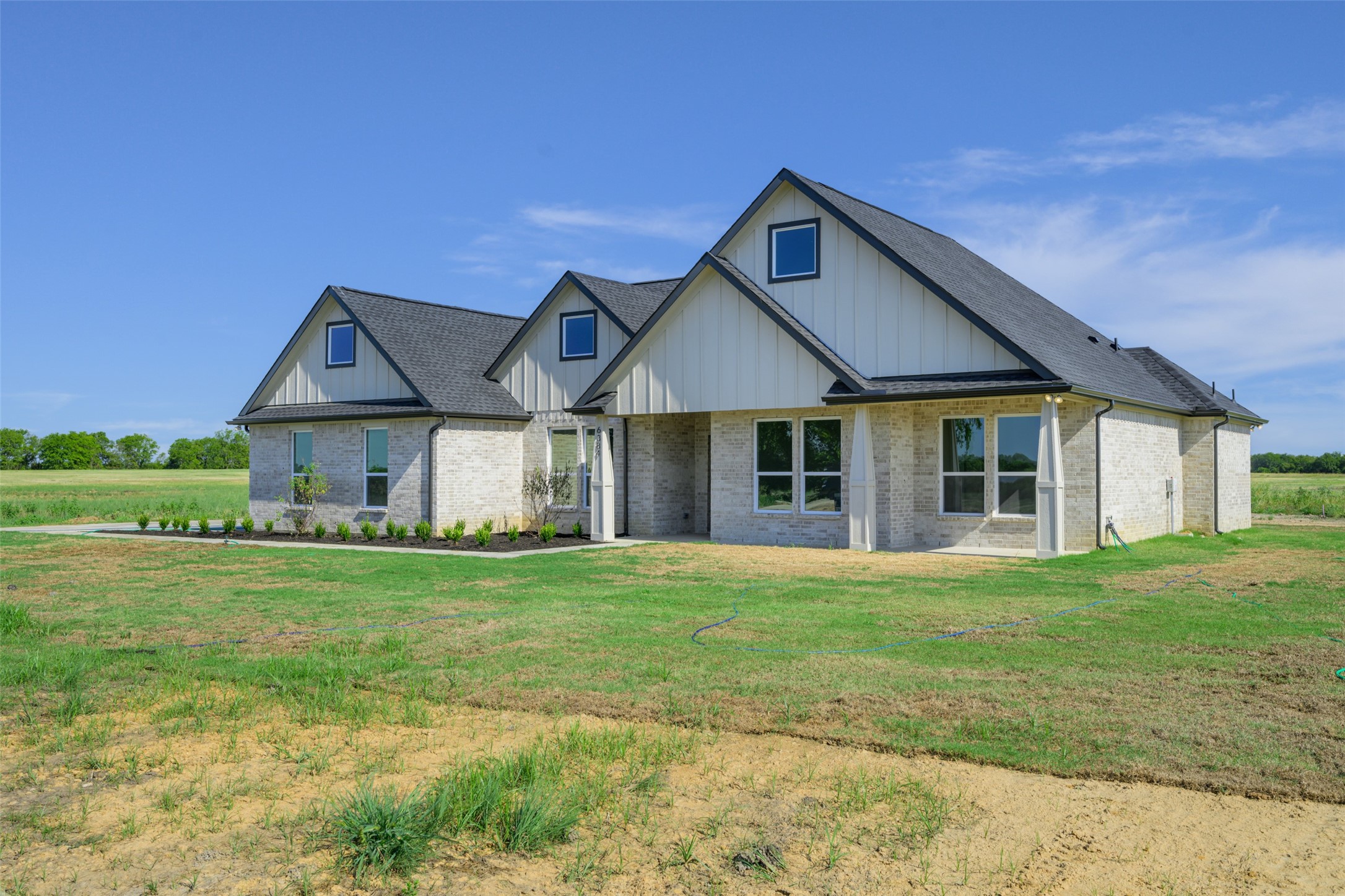 6384 County Road 3208