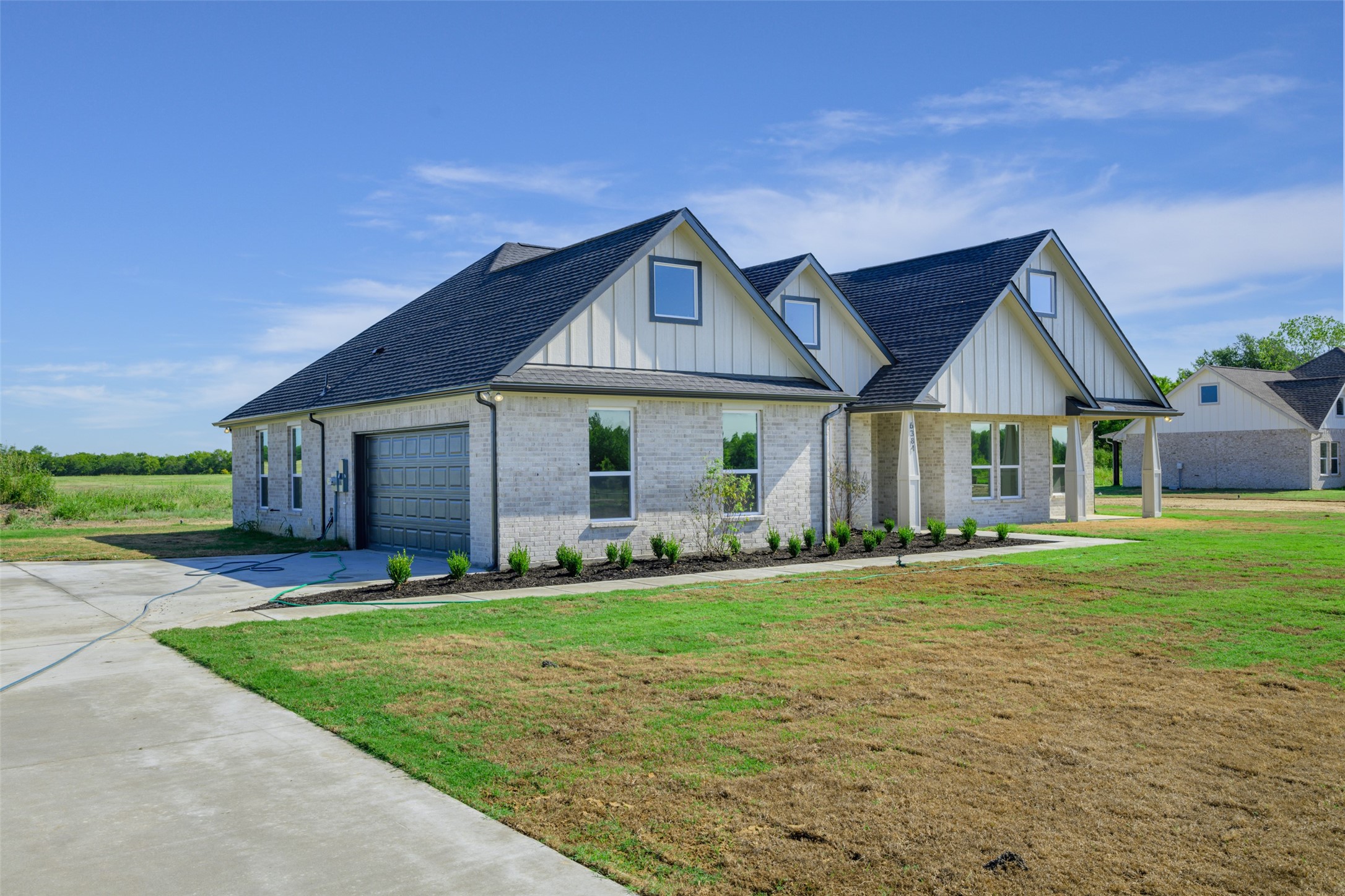 6384 County Road 3208