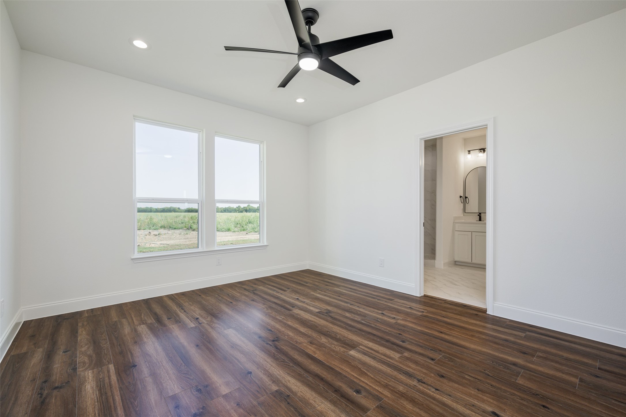 6384 County Road 3208