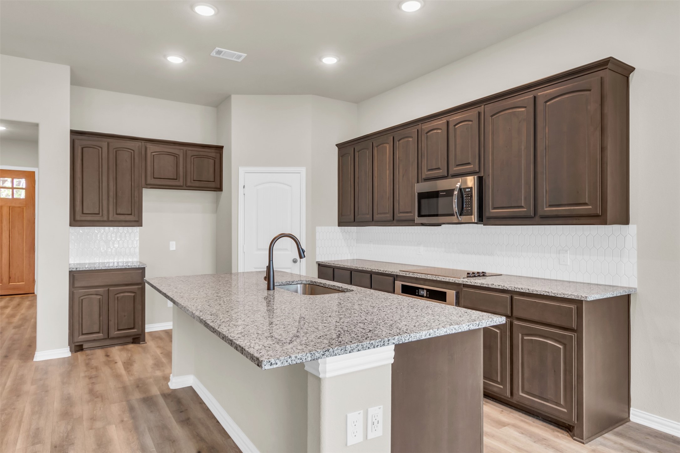 3313 Bentley Trail