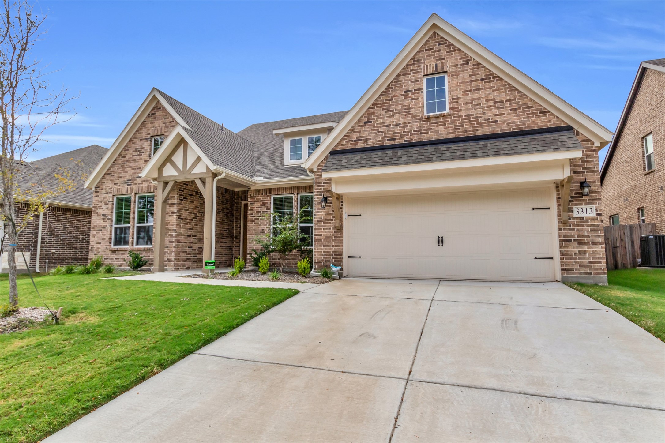 3313 Bentley Trail