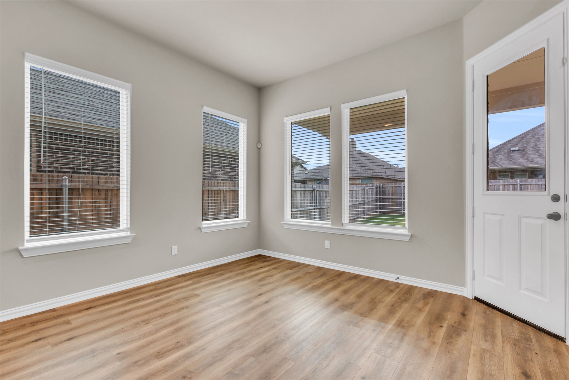 3313 Bentley Trail