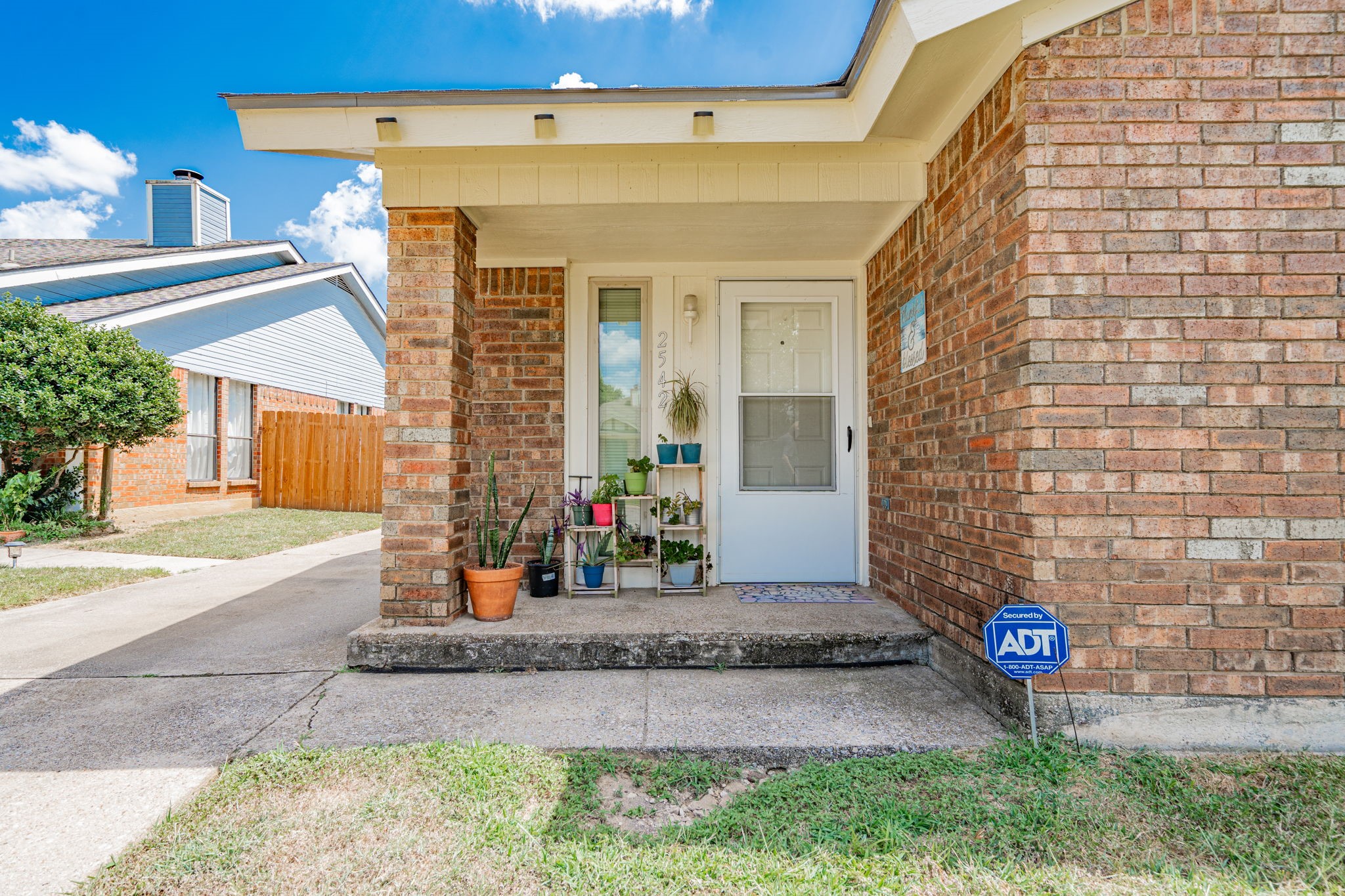 2542 Indigo Lane