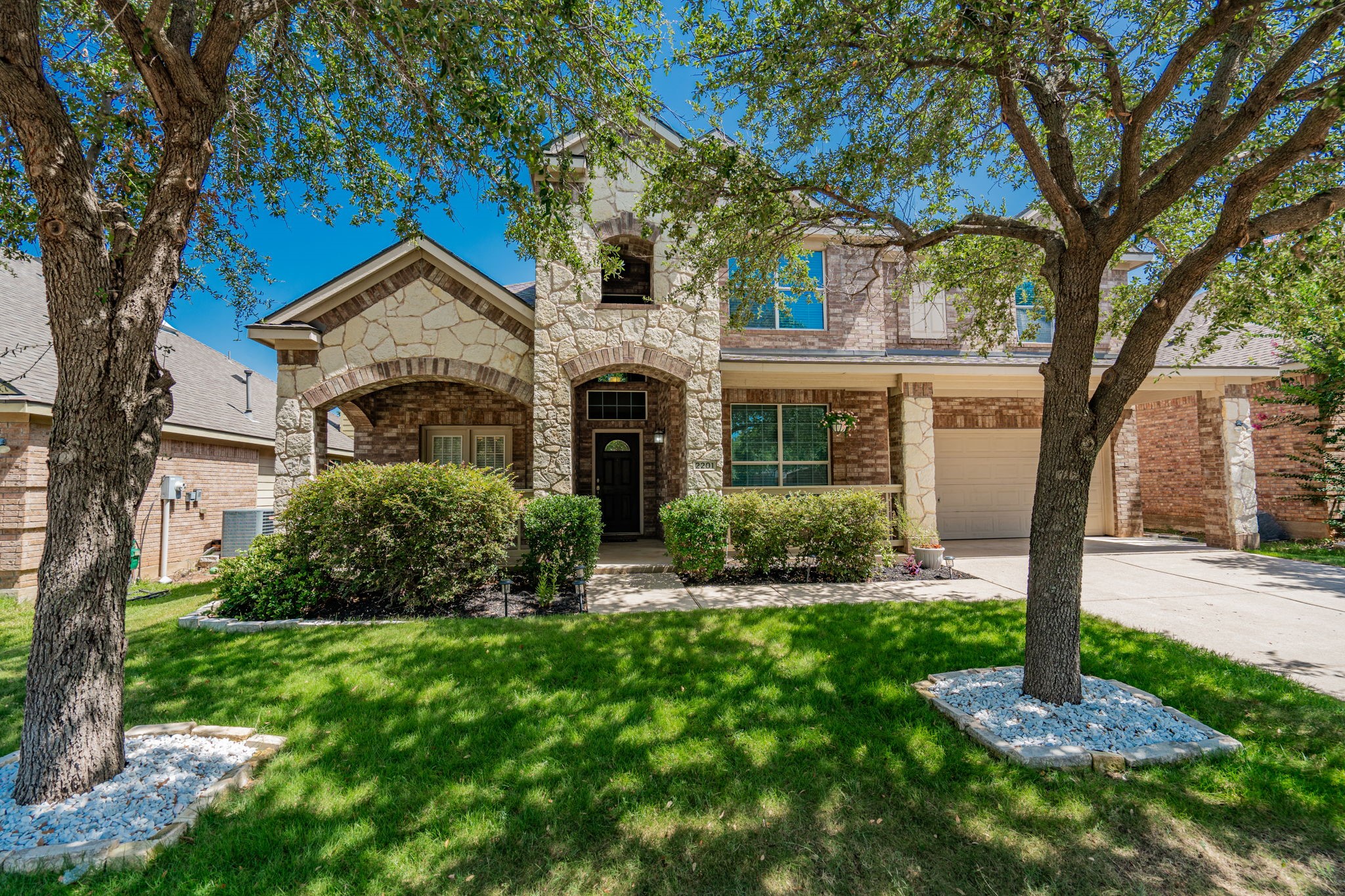 2201 Miranda Place