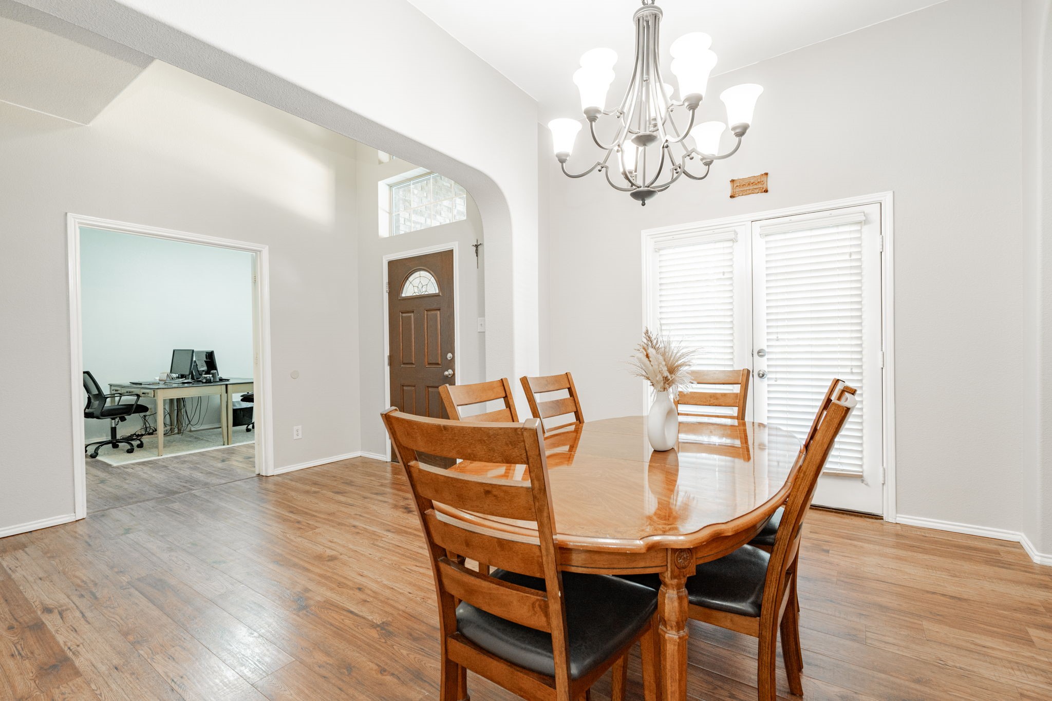 2201 Miranda Place