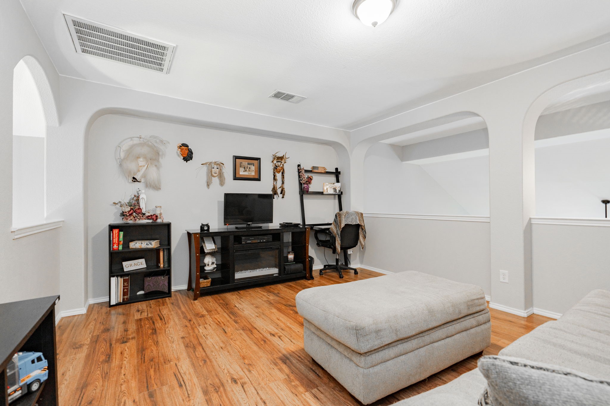 2201 Miranda Place
