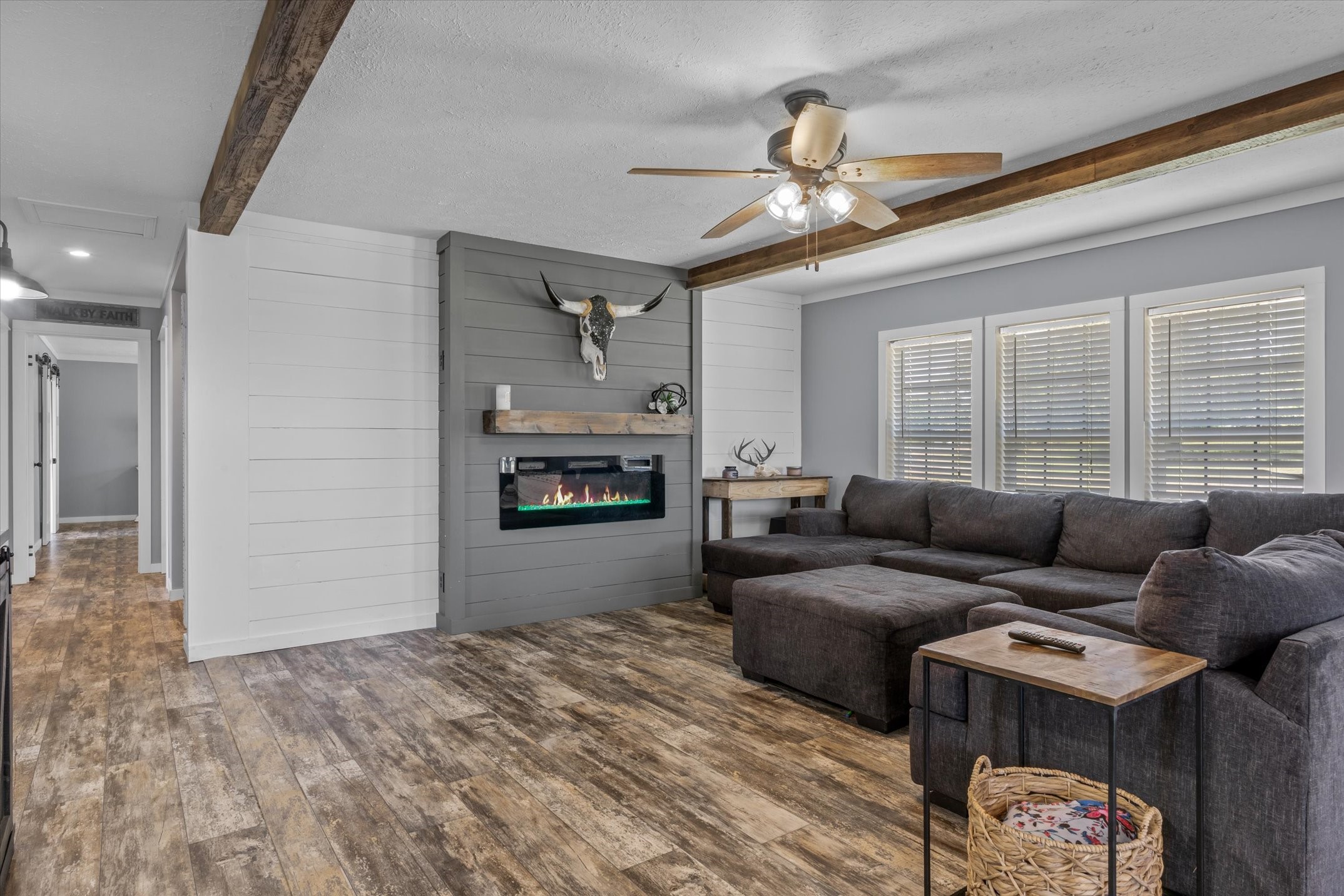 1897 Vz County Road 2404