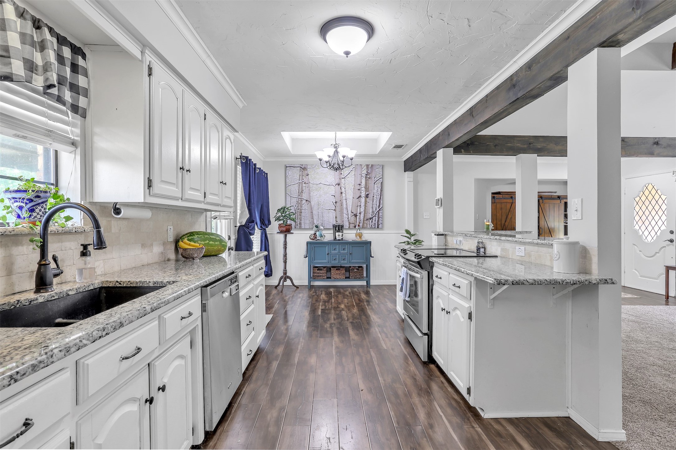 907 Rock Creek Drive