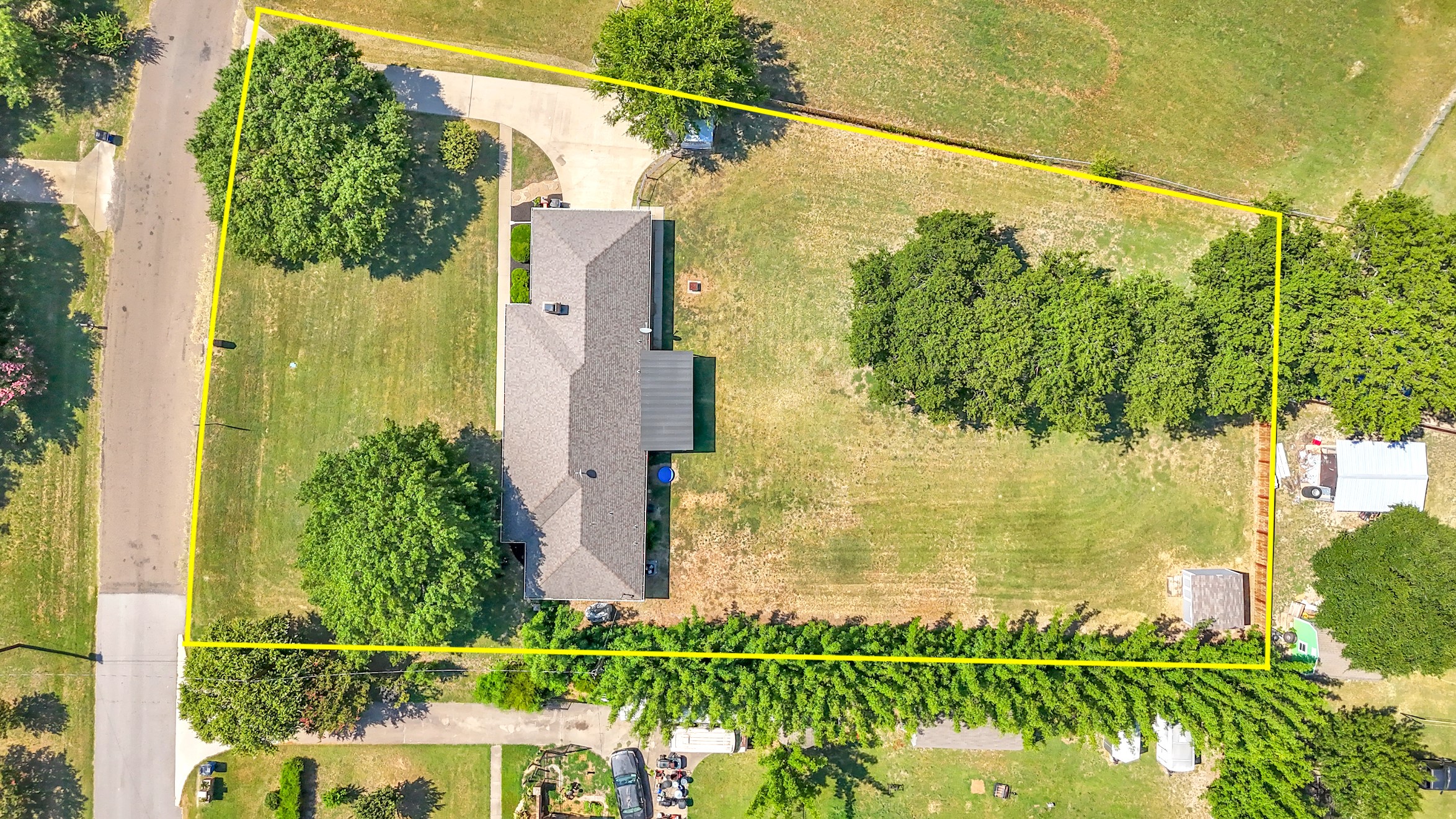 907 Rock Creek Drive