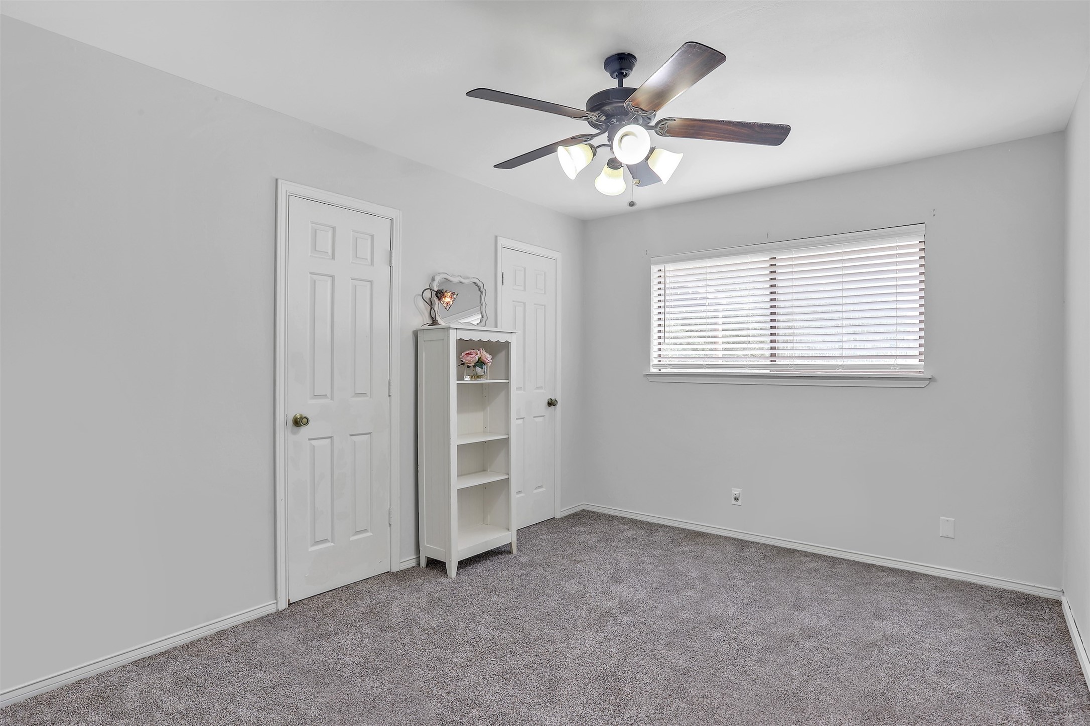 907 Rock Creek Drive