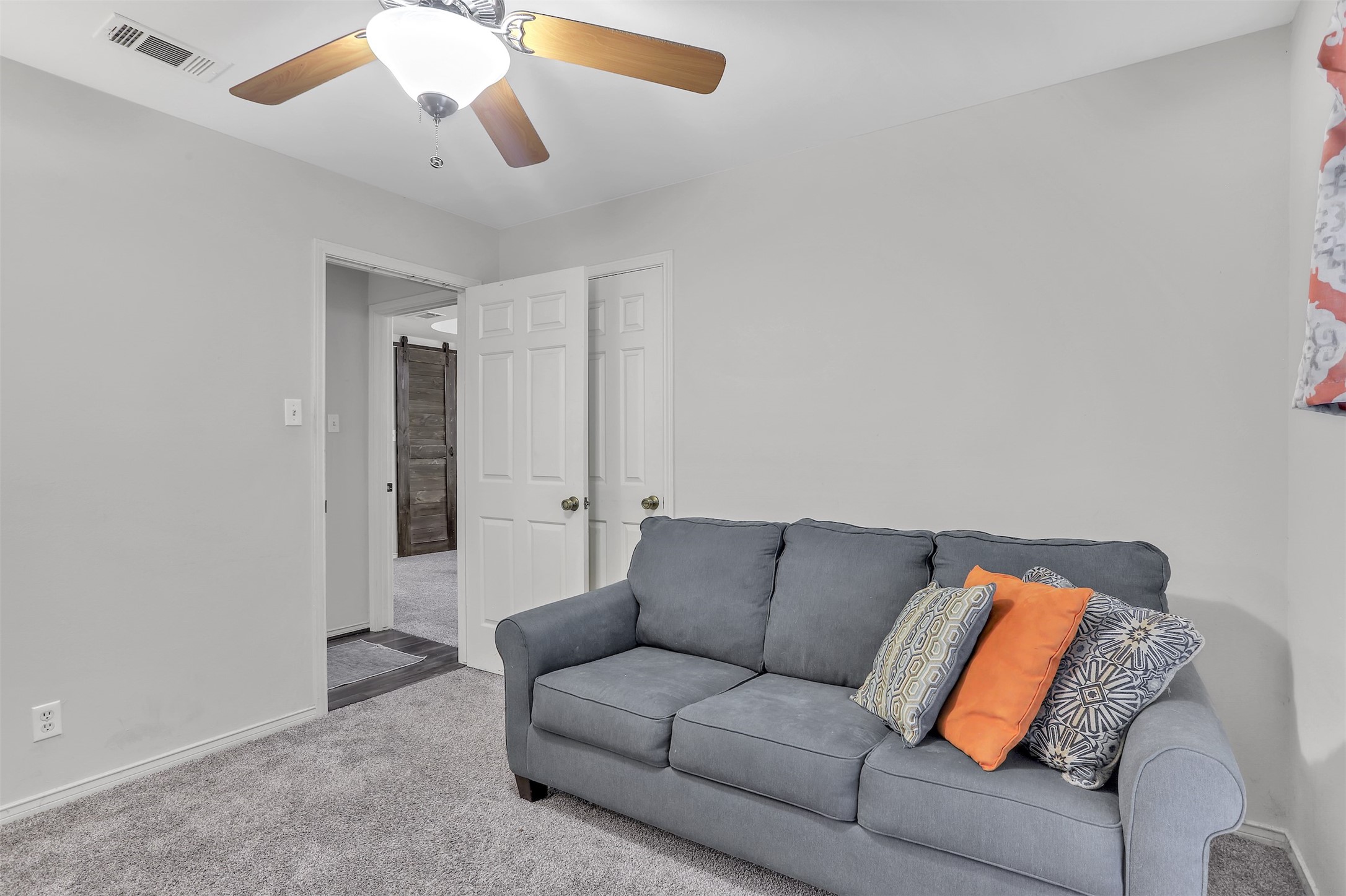 907 Rock Creek Drive