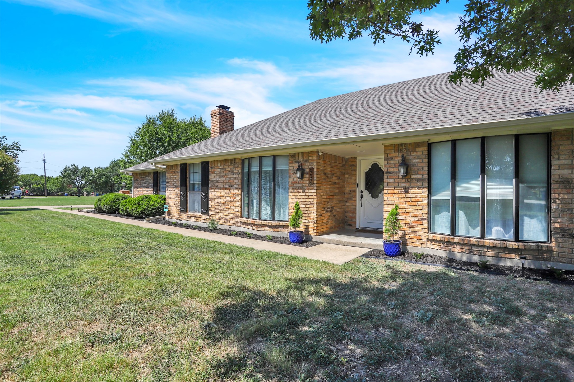 907 Rock Creek Drive