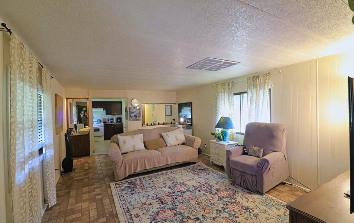 1038 County Road 151a