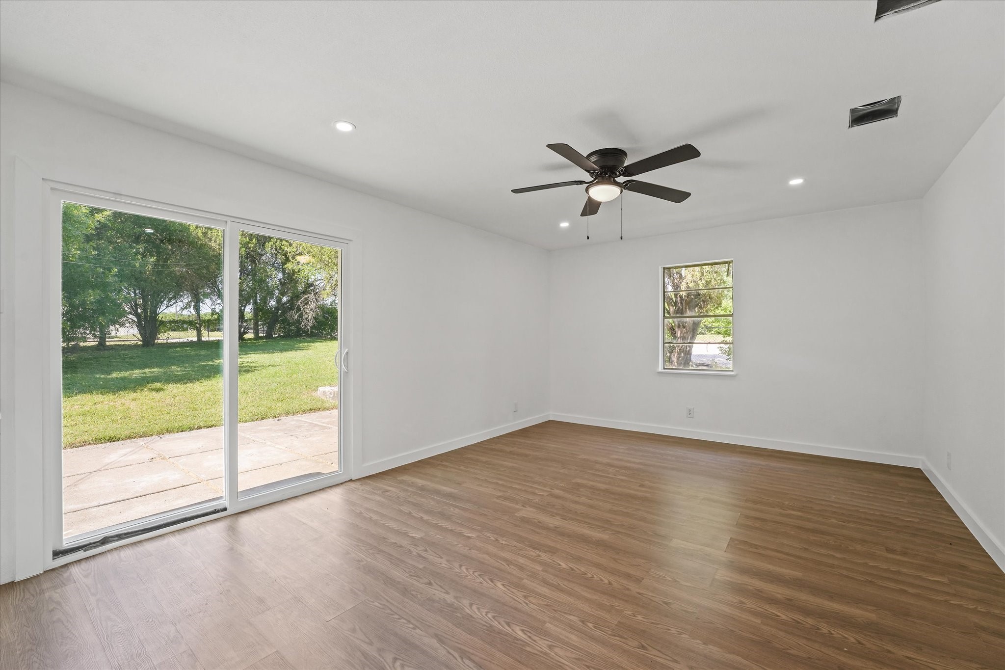 824 Penguin Drive