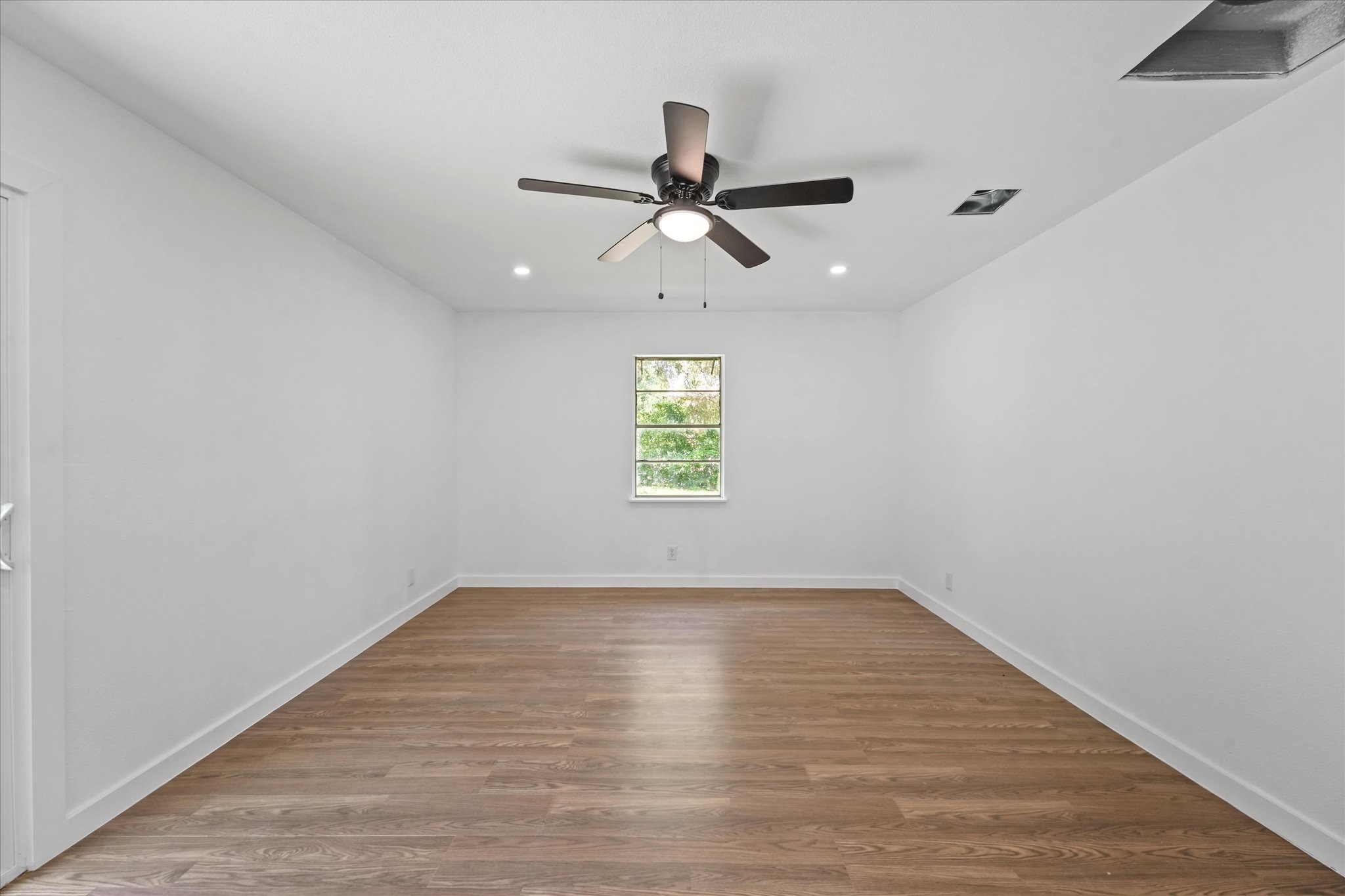 824 Penguin Drive