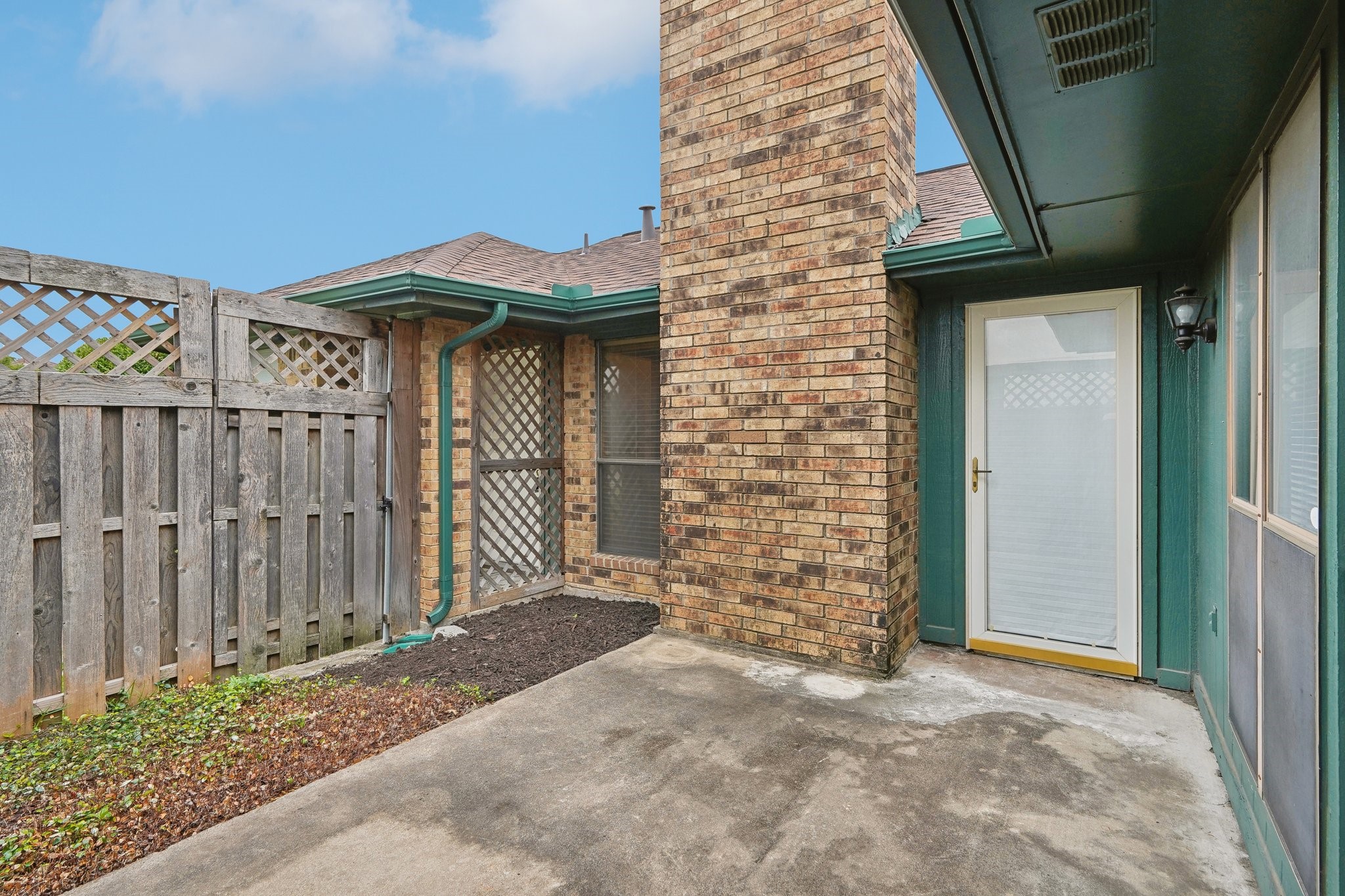 2511 Sundance Lane