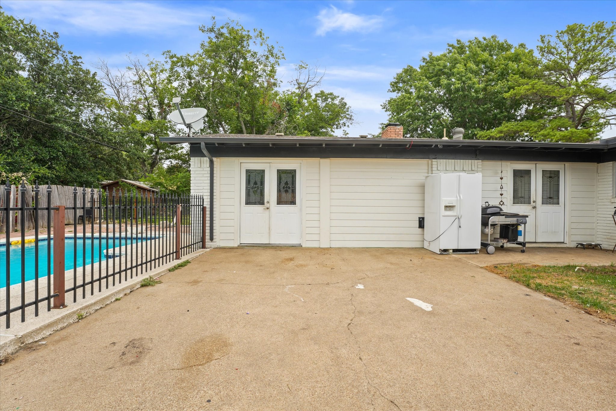 1974 Downey Drive