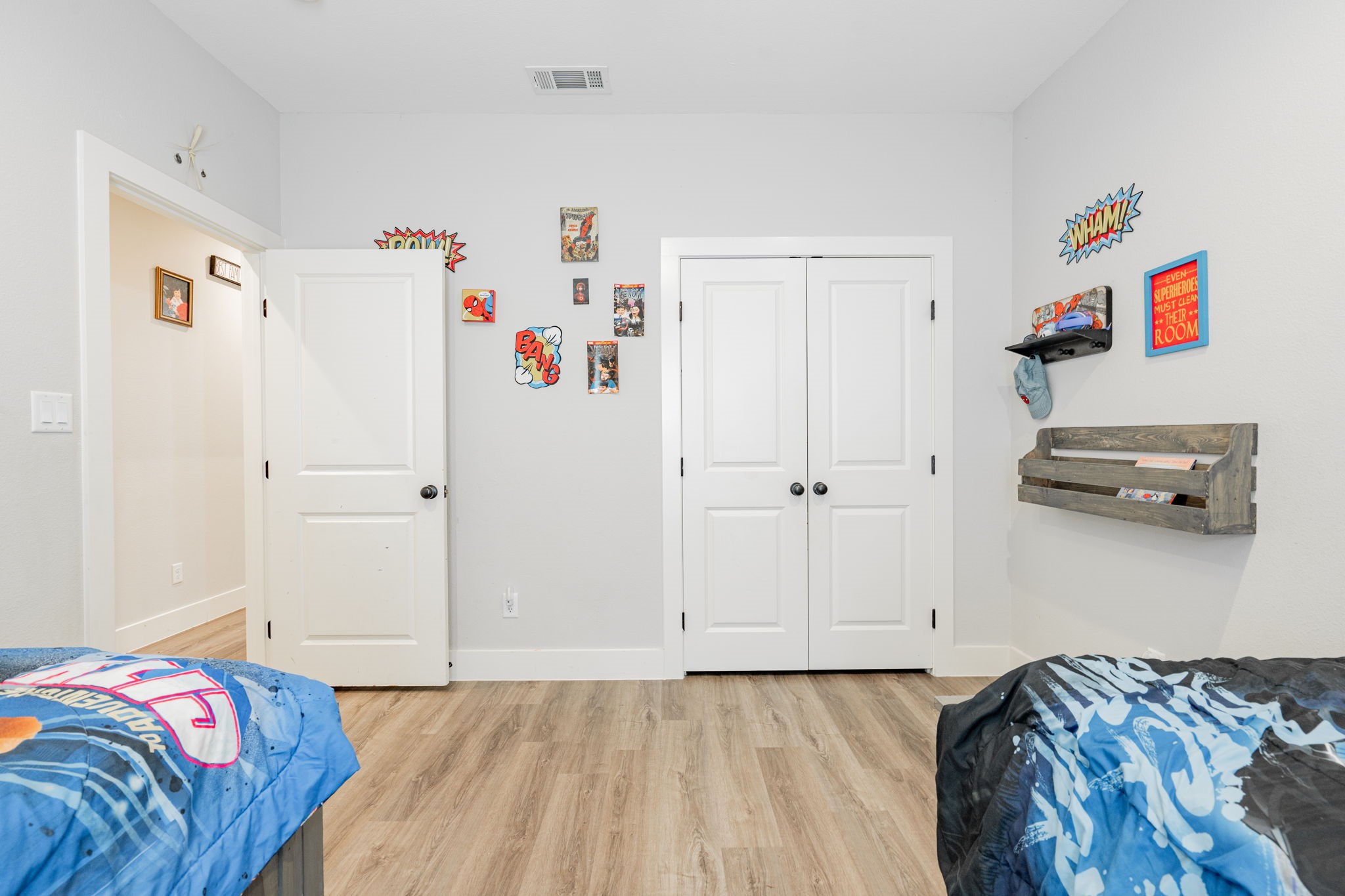 725 Clubview Drive