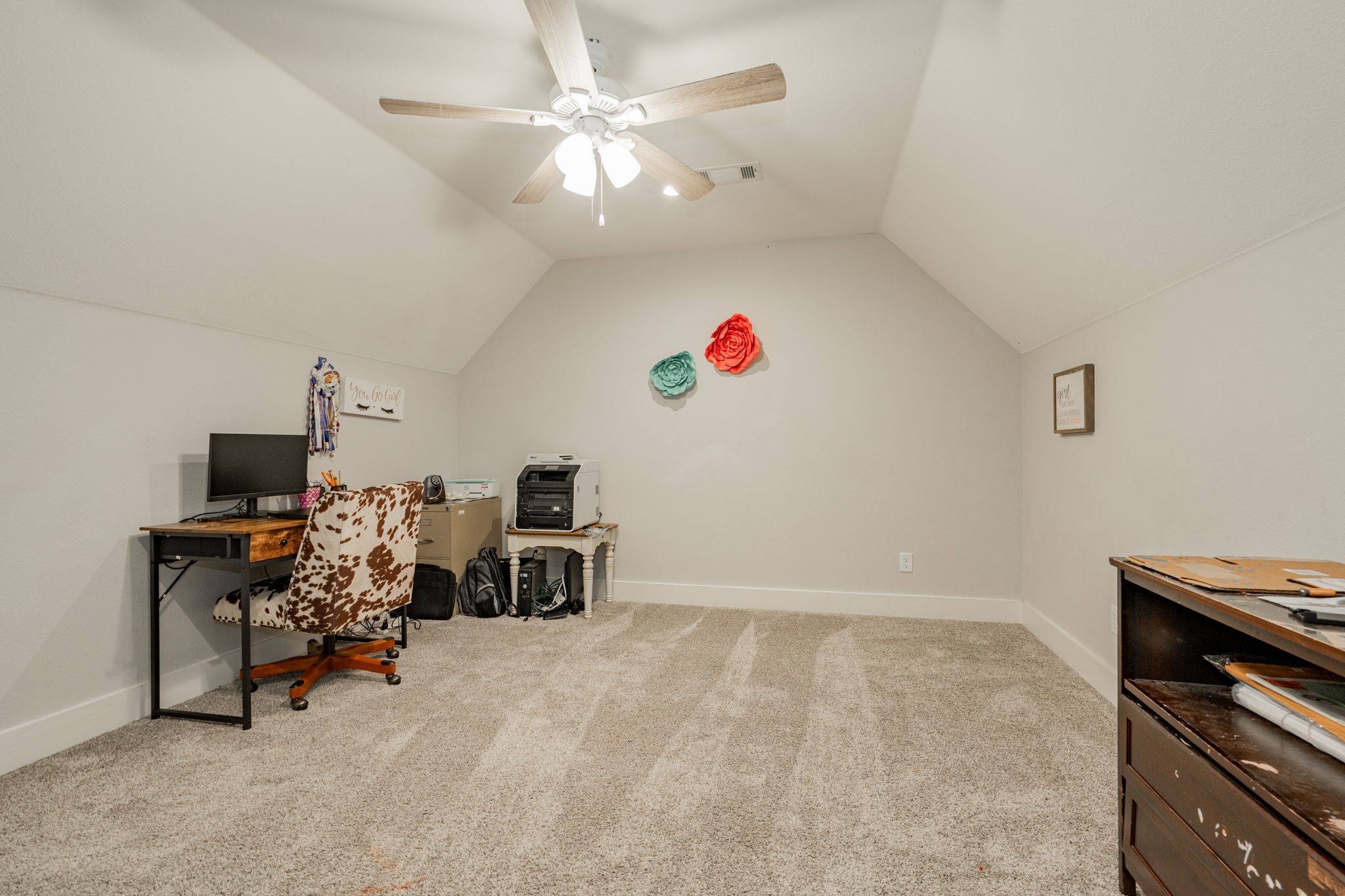 725 Clubview Drive