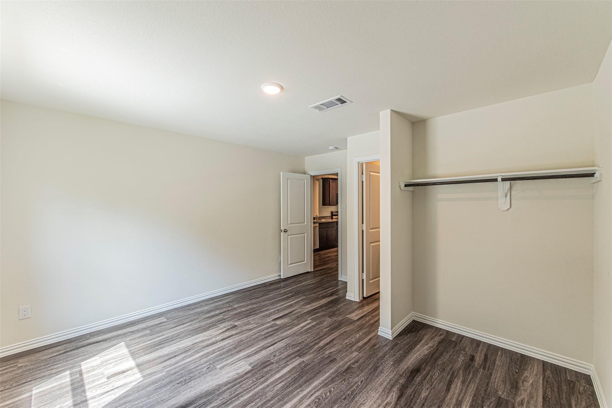5115 Avenue G