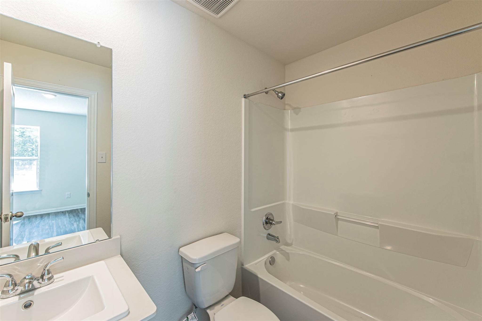 5115 Avenue G