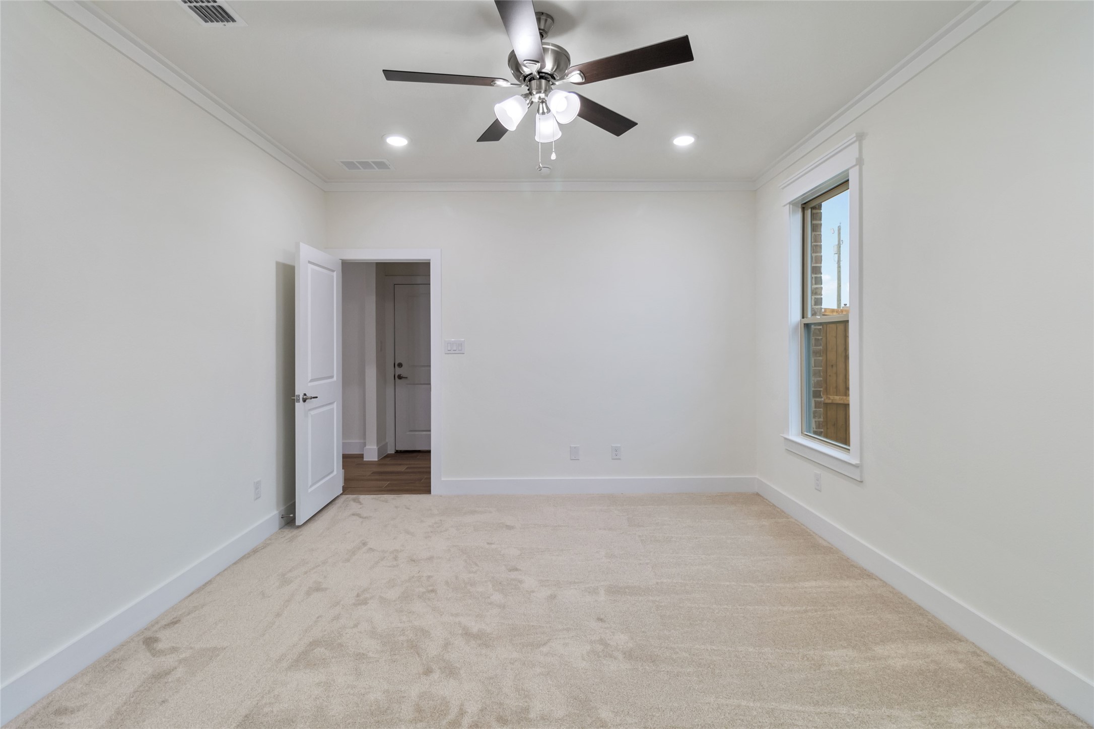 204 Swallowtail Lane