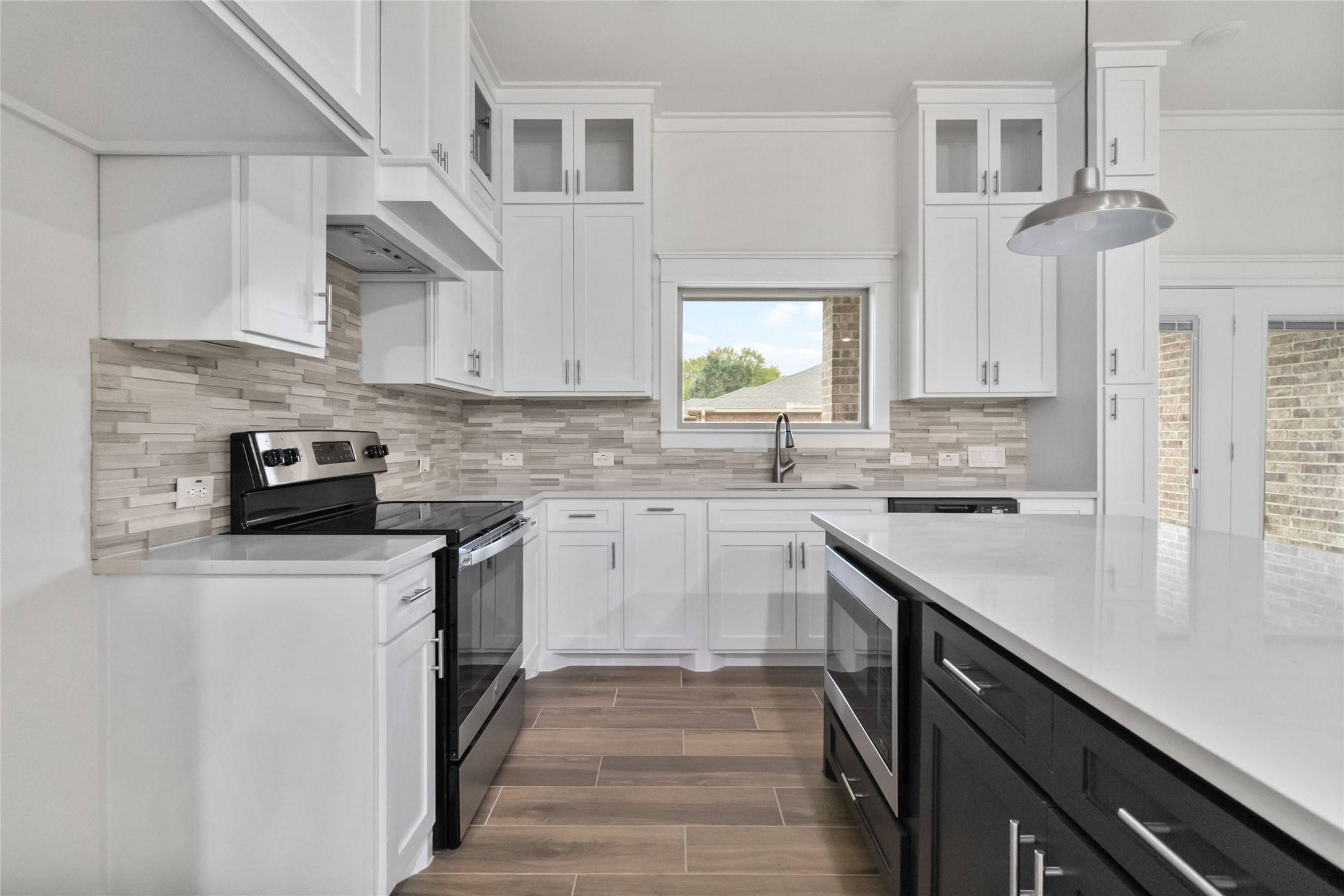 204 Swallowtail Lane