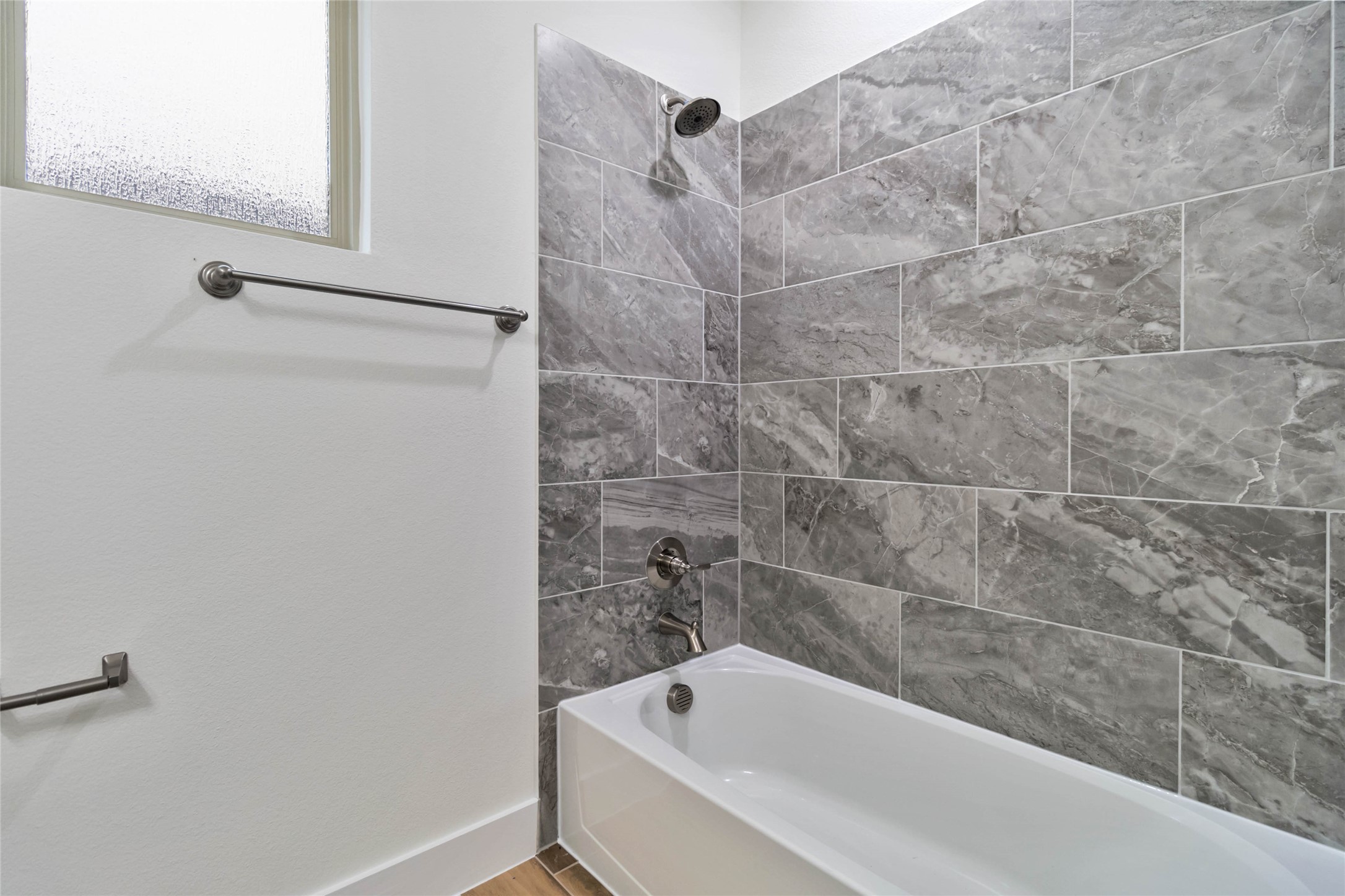 204 Swallowtail Lane