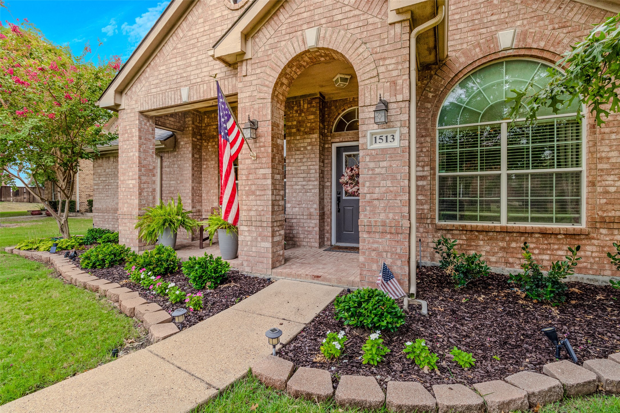 1513 Richfield Court