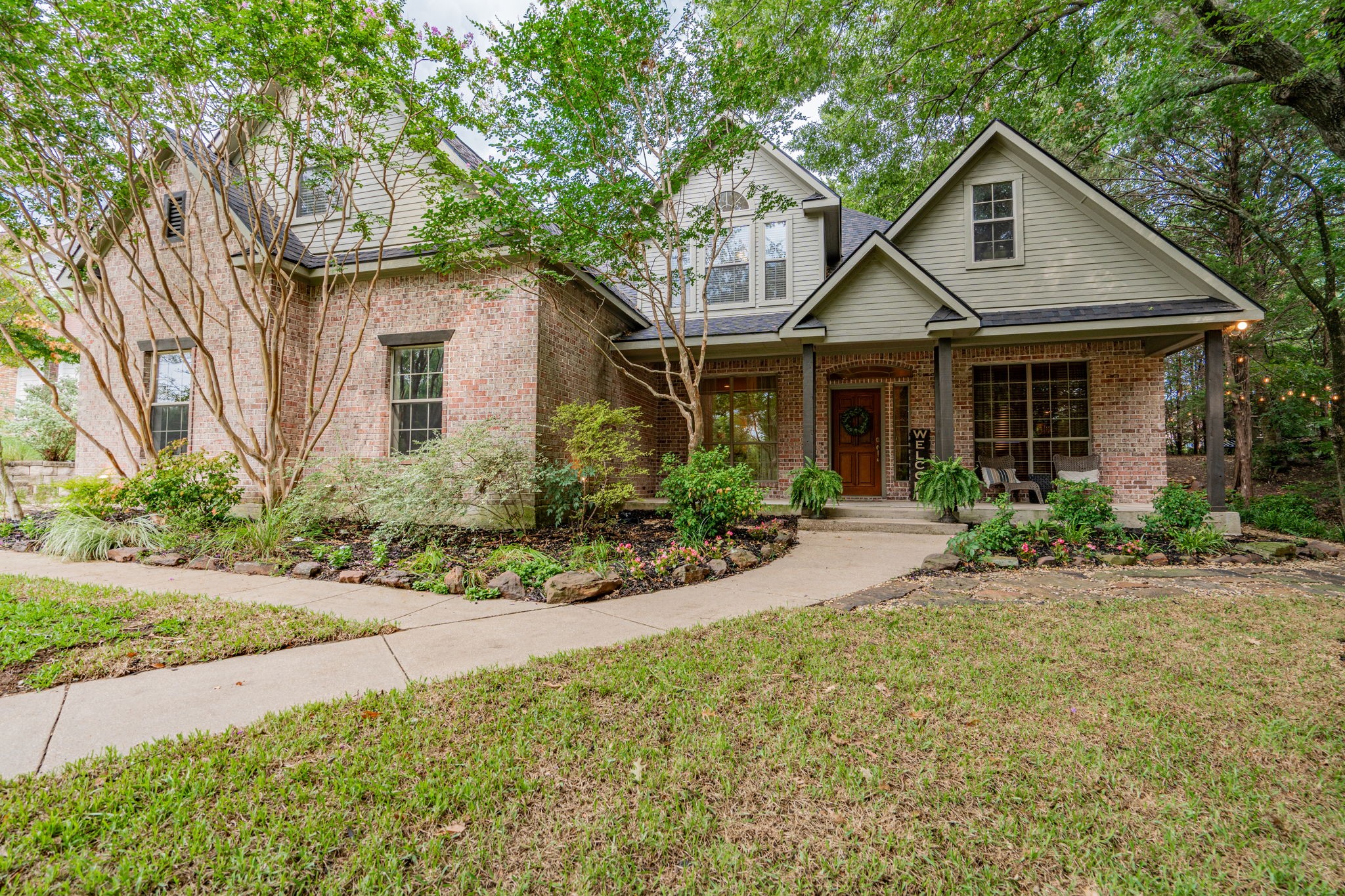 1205 Cedar Ridge Road W