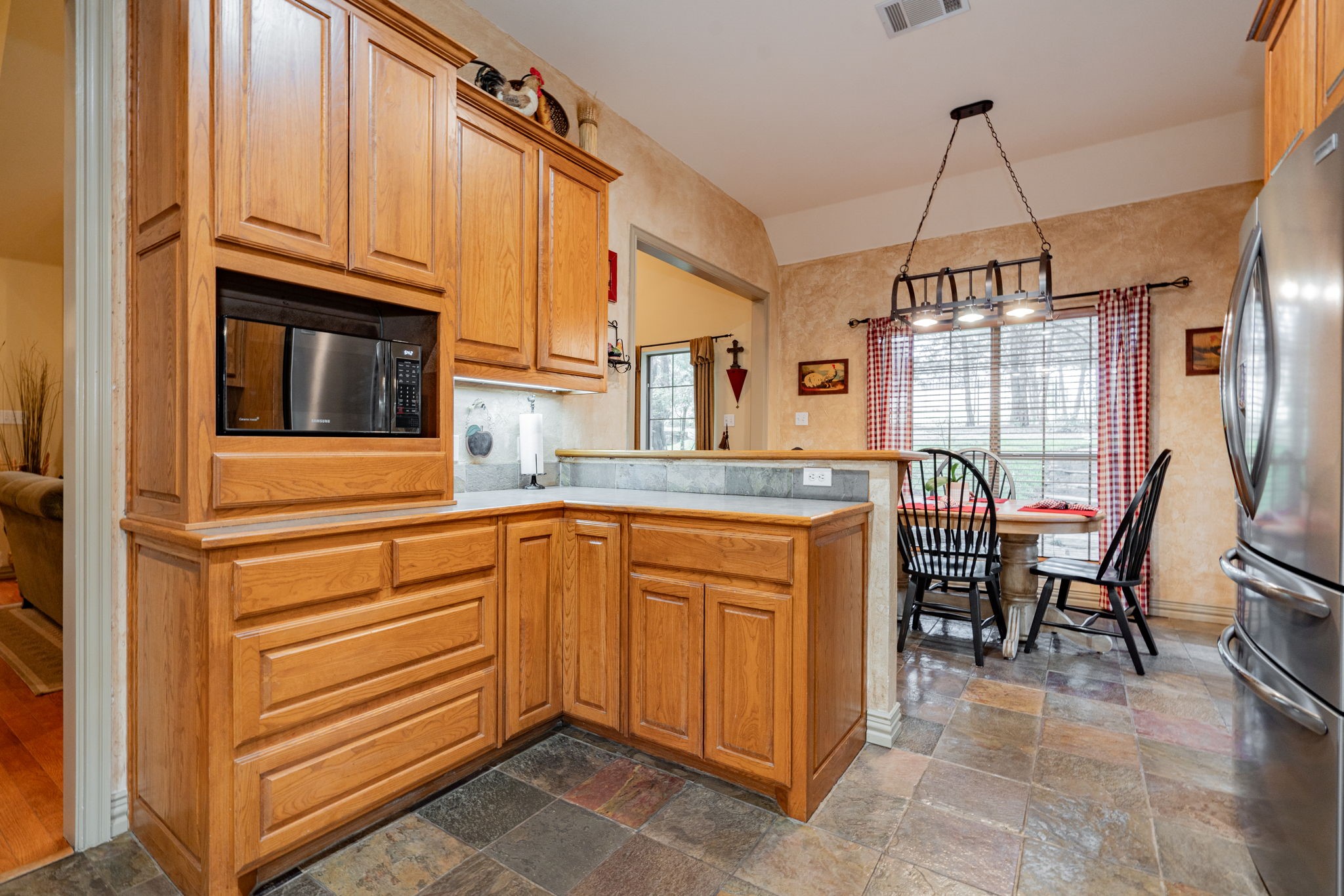 1205 Cedar Ridge Road W
