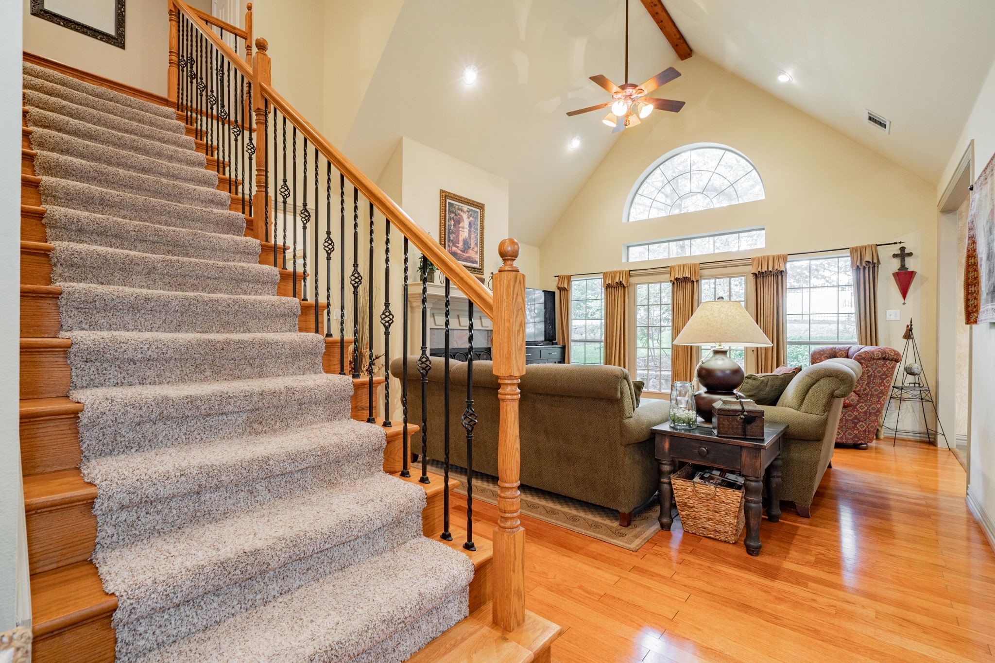 1205 Cedar Ridge Road W